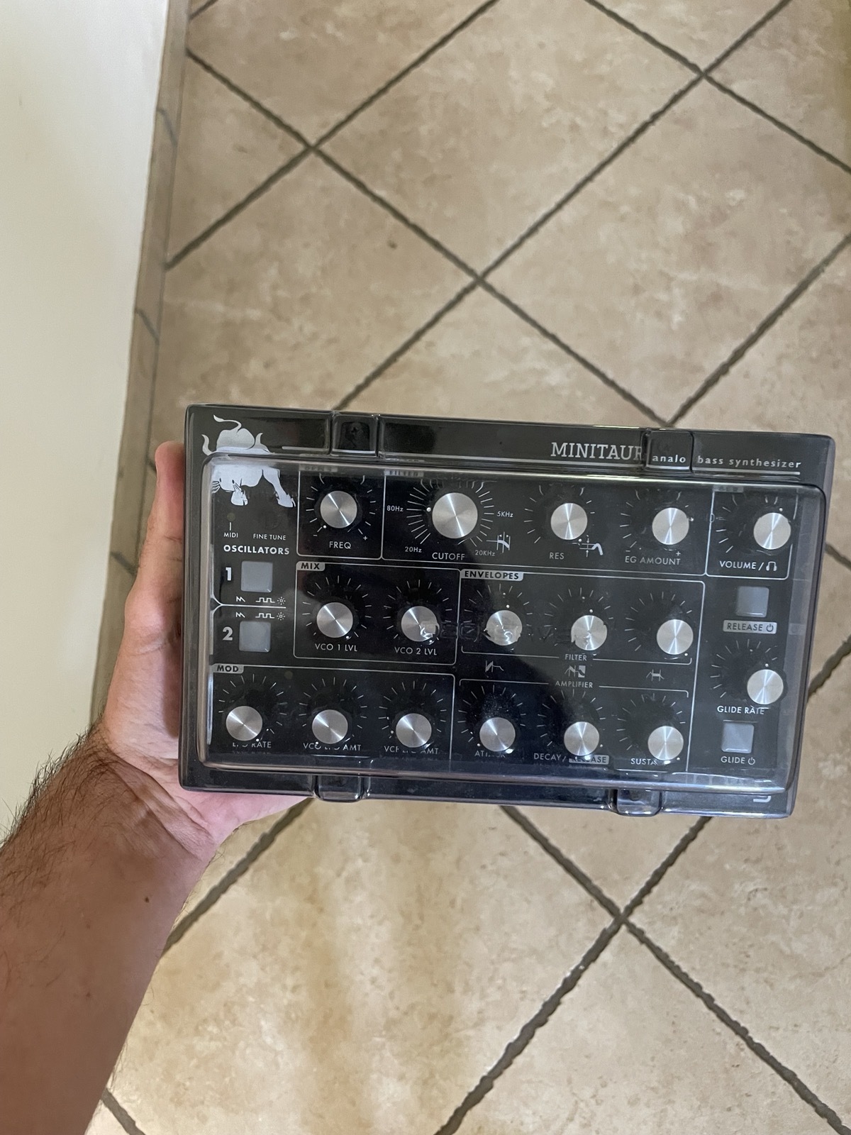 Vend moog minitaur + decksaver