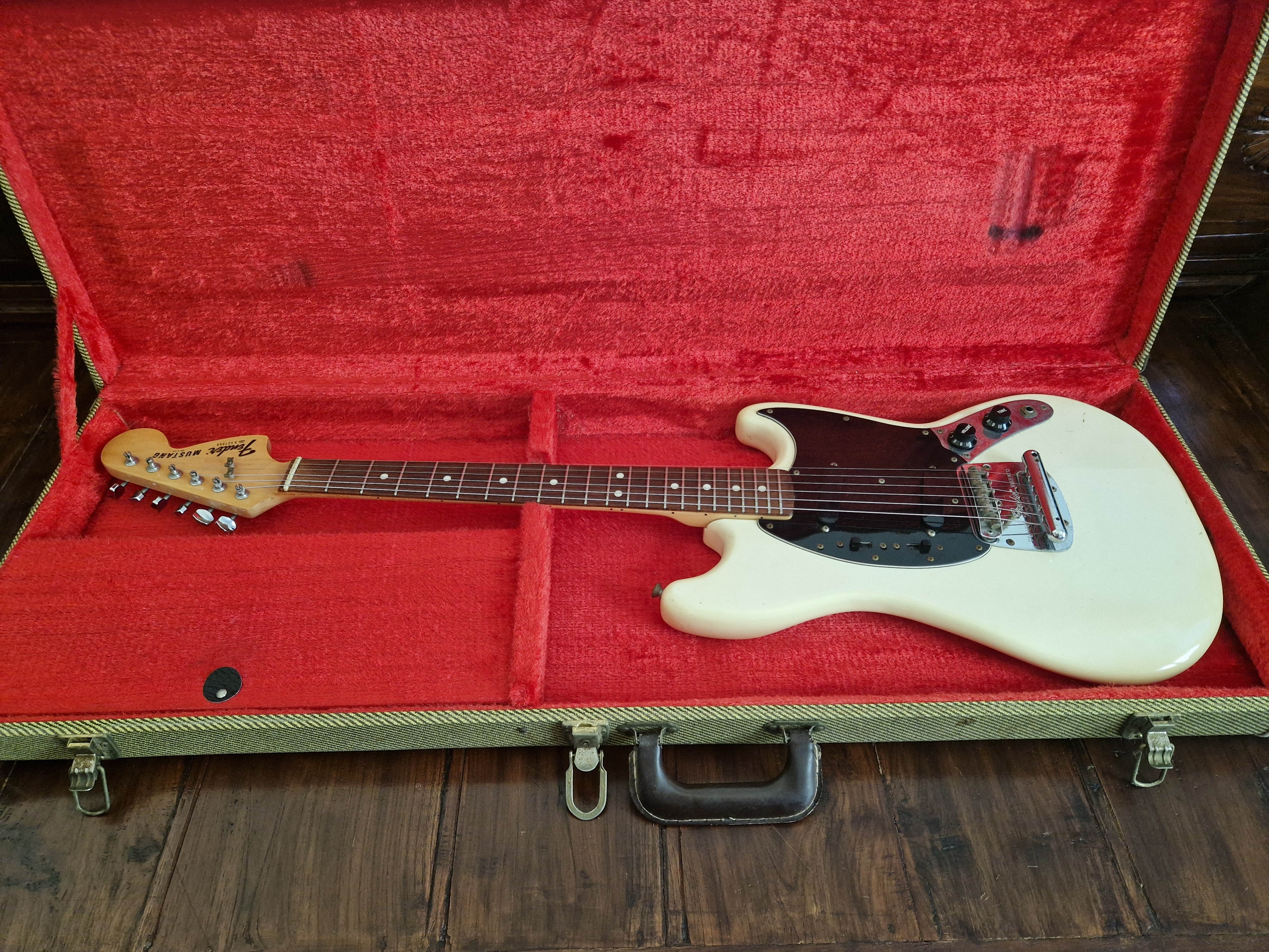 Fender Mustang (1964-1982) (34160)