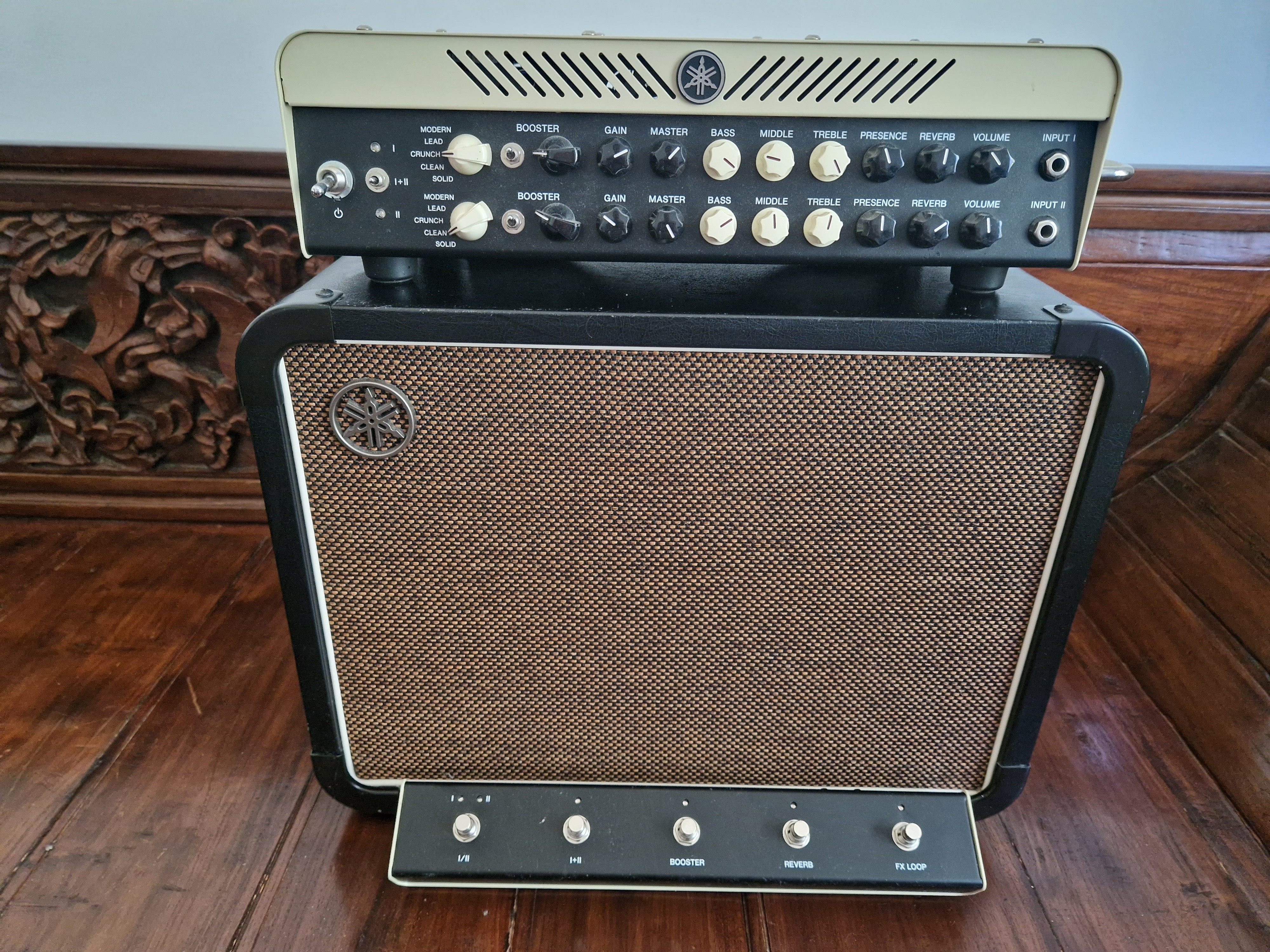 Yamaha THR100H Dual + Baffle Yamaha THRC112