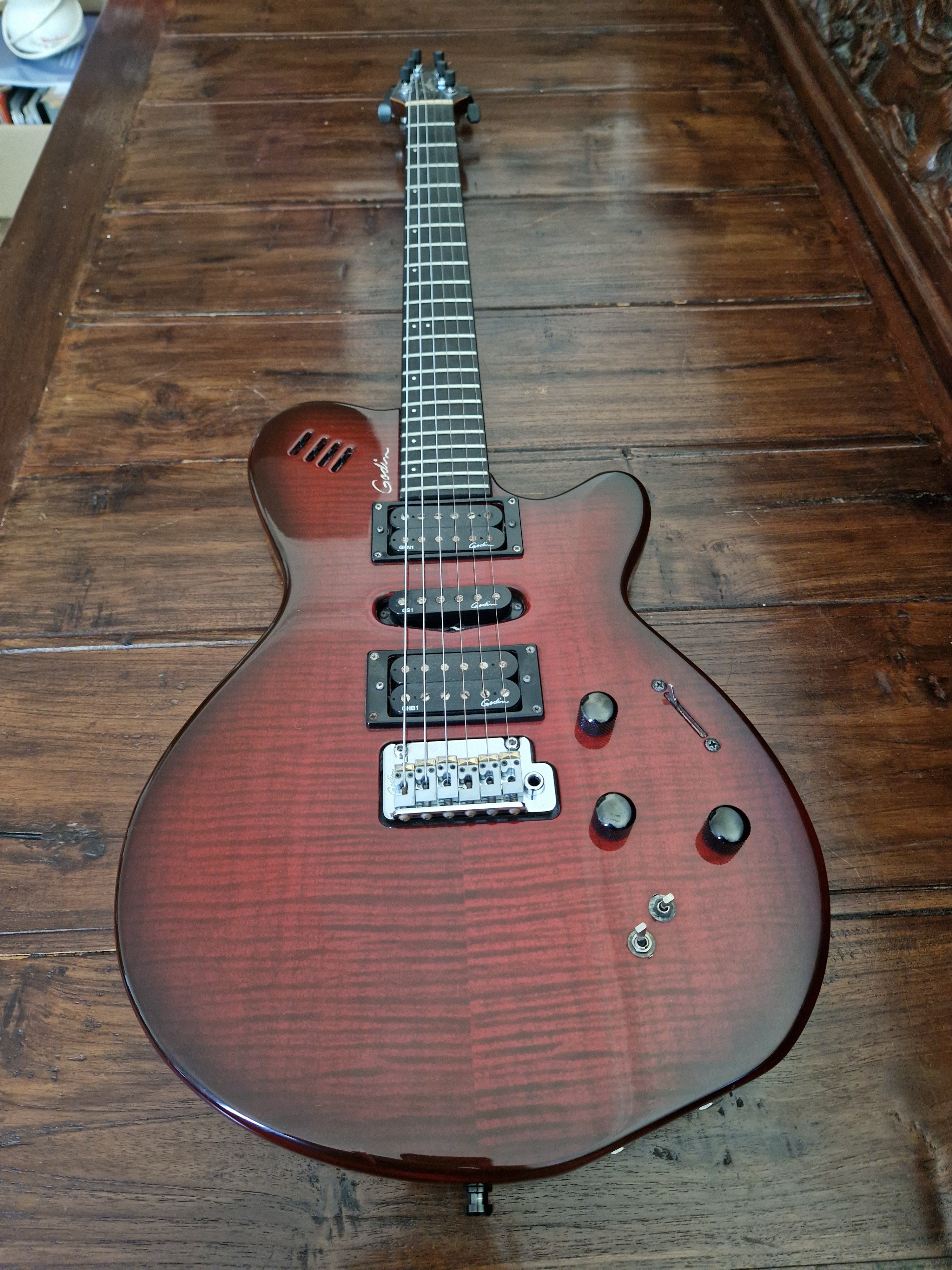 Godin XTSA Trans Red - 2006