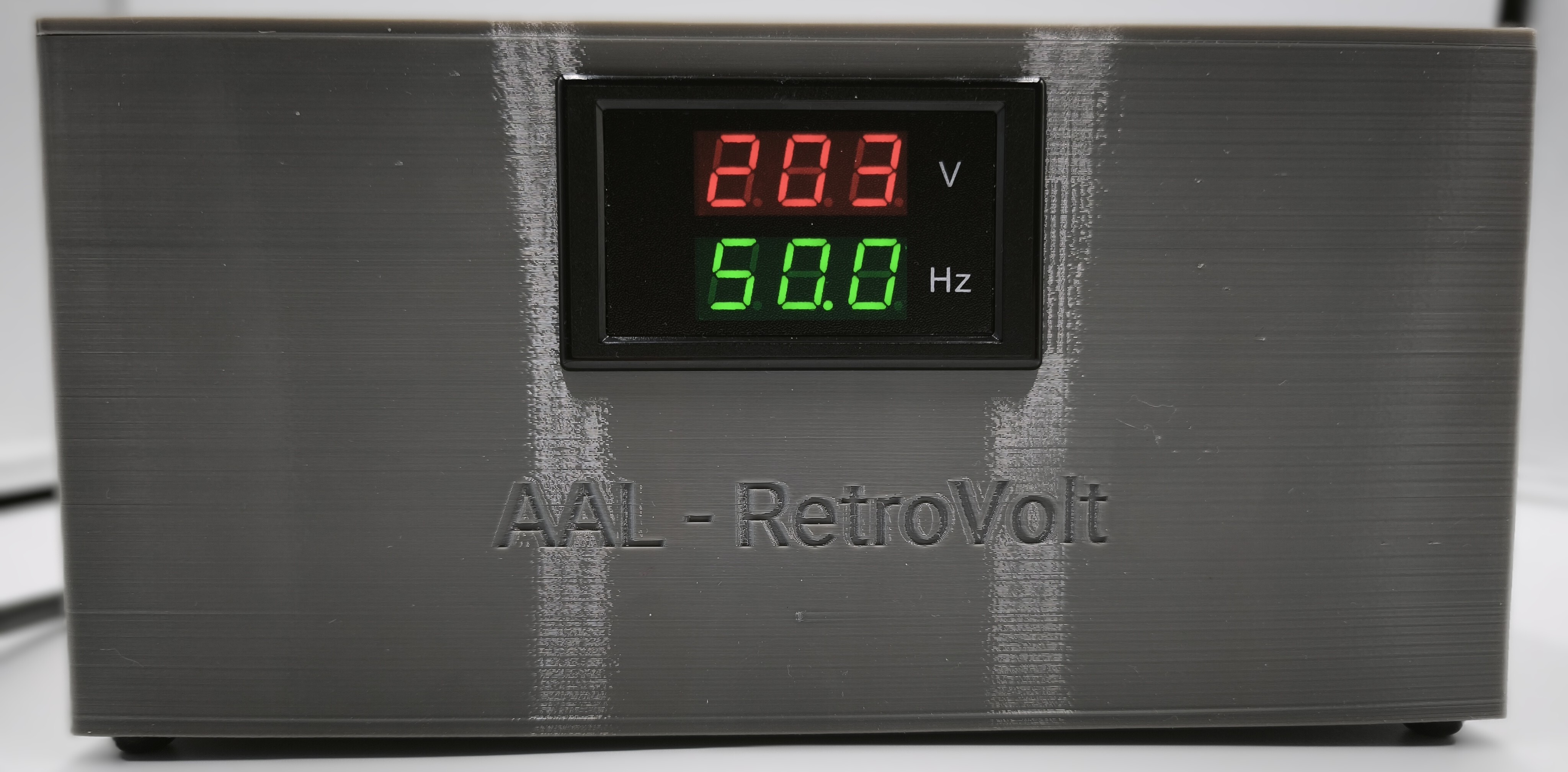 RetroVolt - Voltmeter view 3