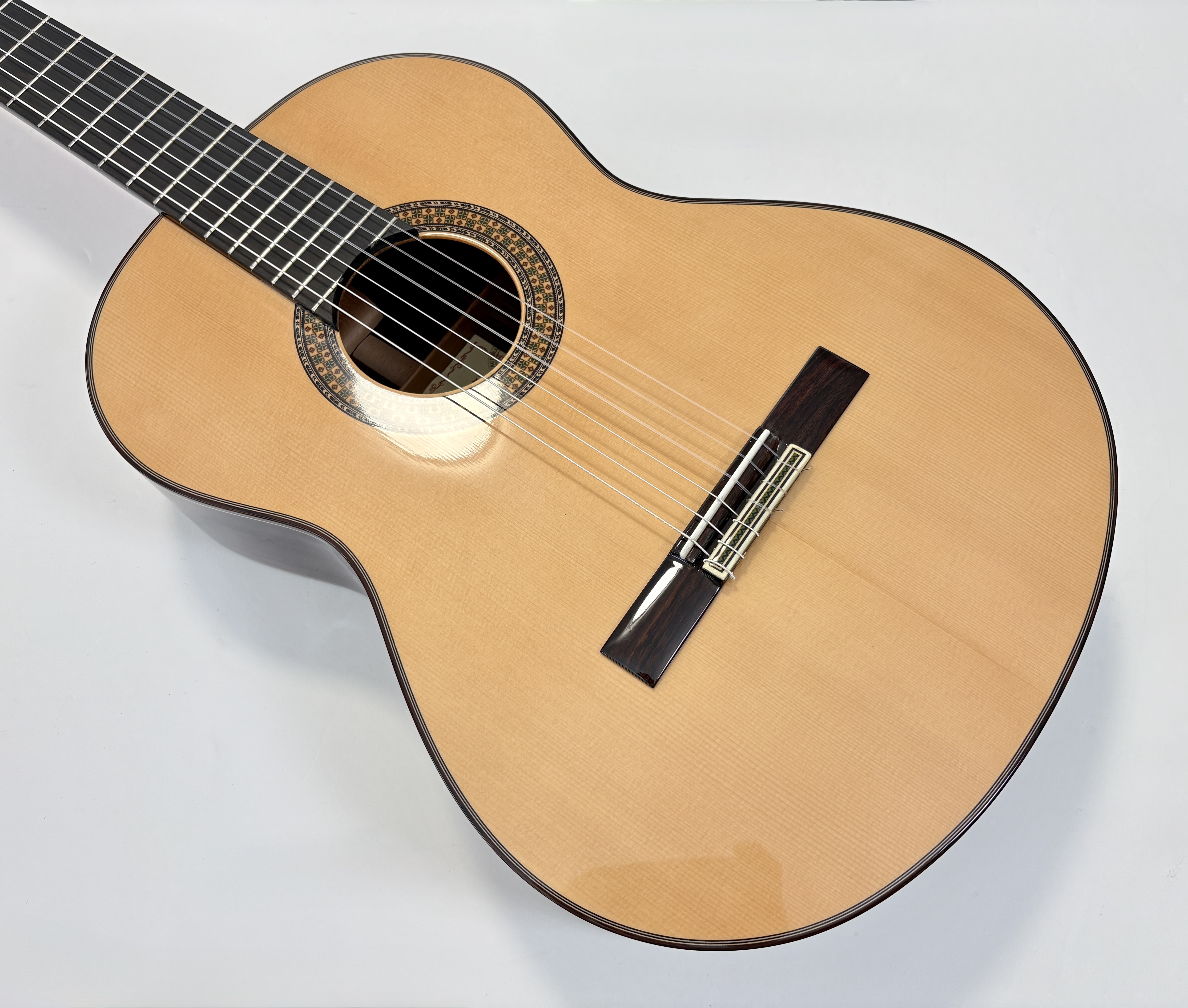 Alhambra Guitars 9 P A (87249)