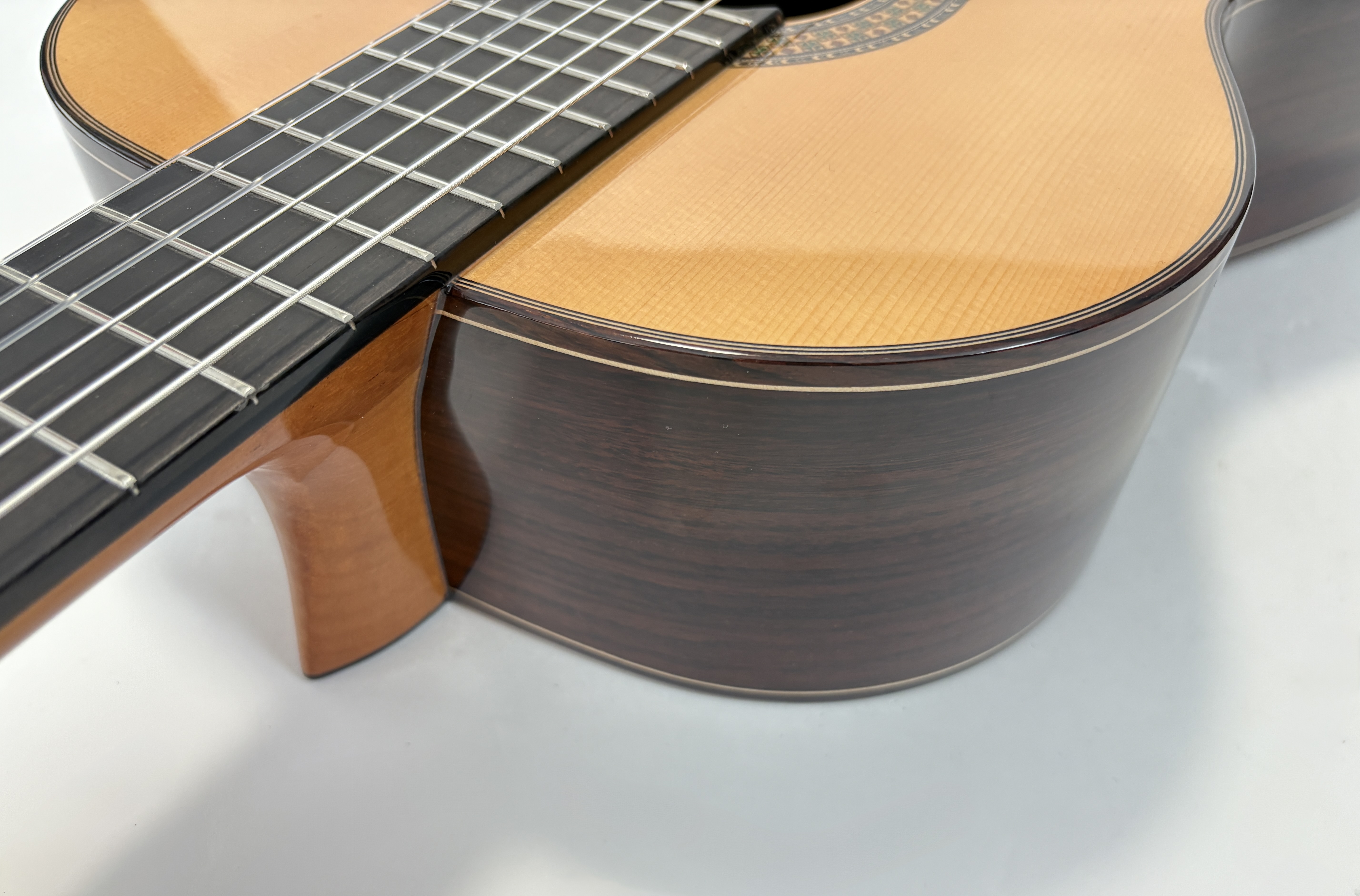 Alhambra Guitars 9 P A (84817)