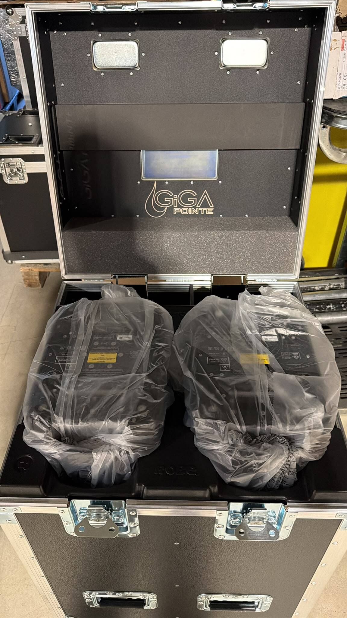 Gigapointe neuve en flight case double ( neuf !!!) 