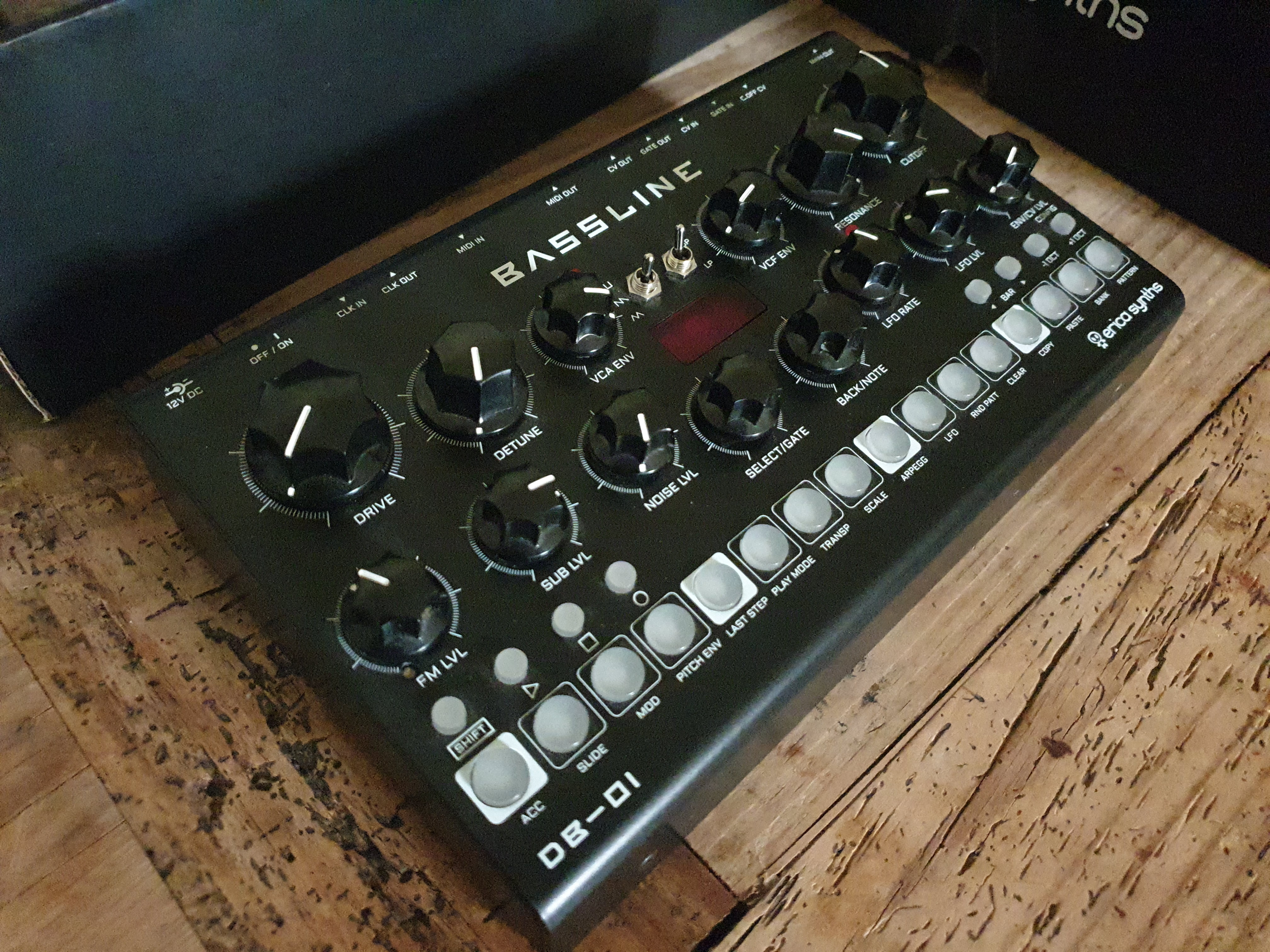 DB01