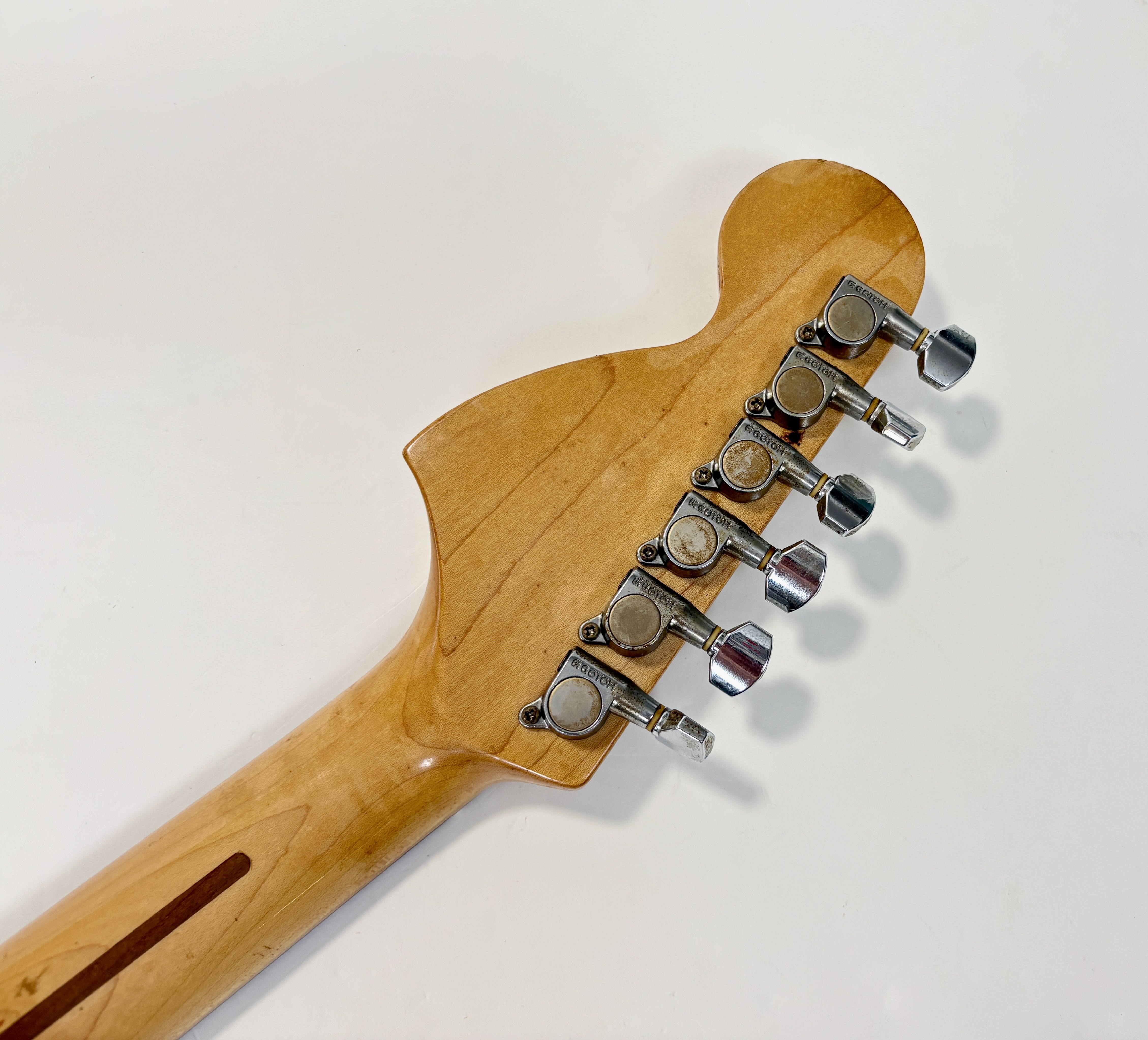 Fender ST72-xx (3242)