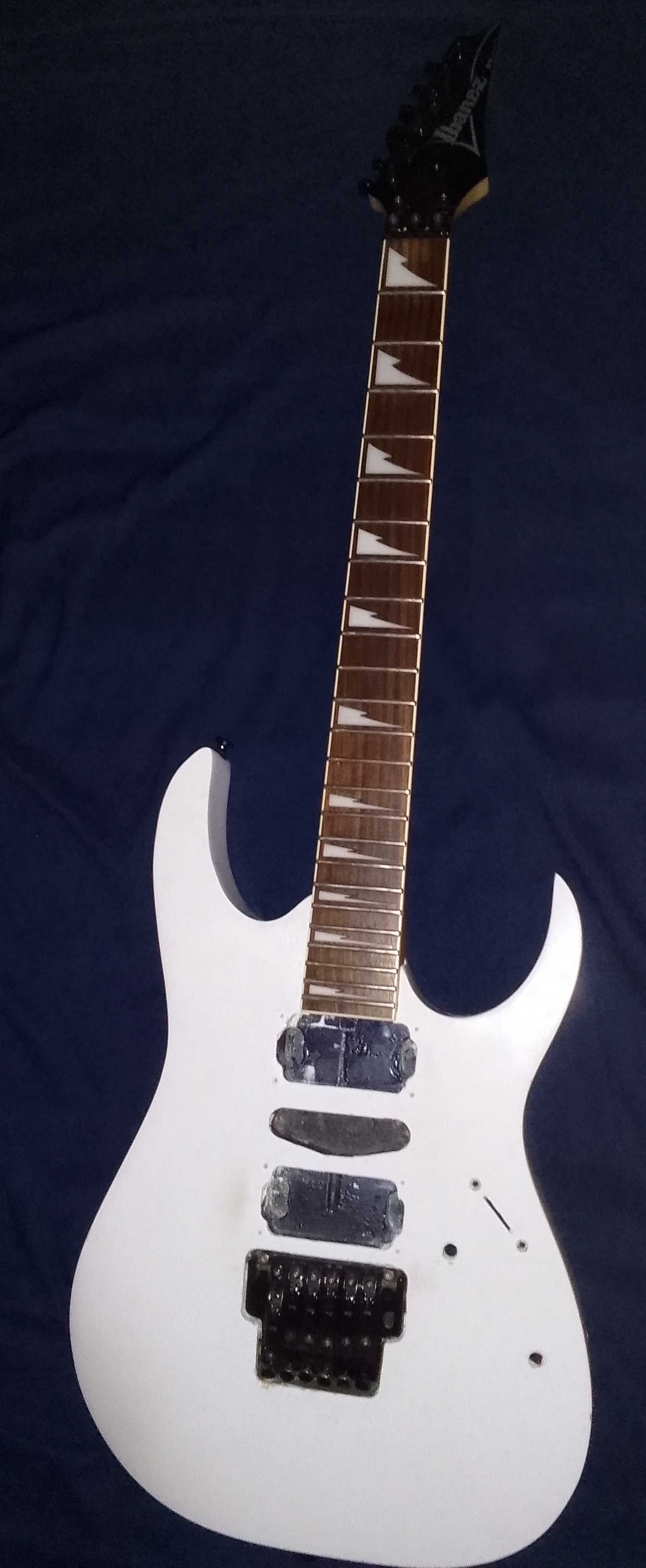 Vends corps Ibanez RG370DX
