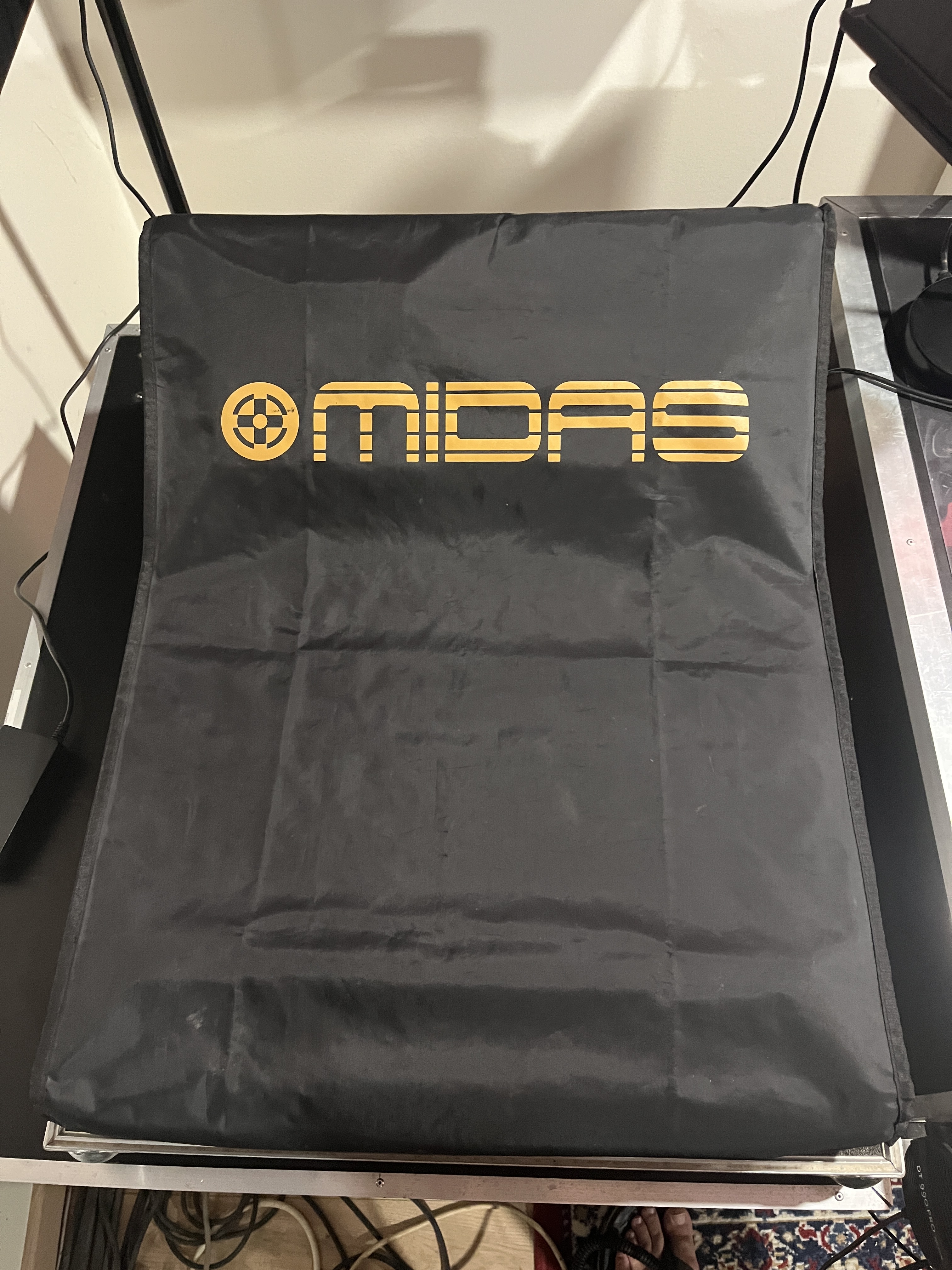 Midas M32R (4977)