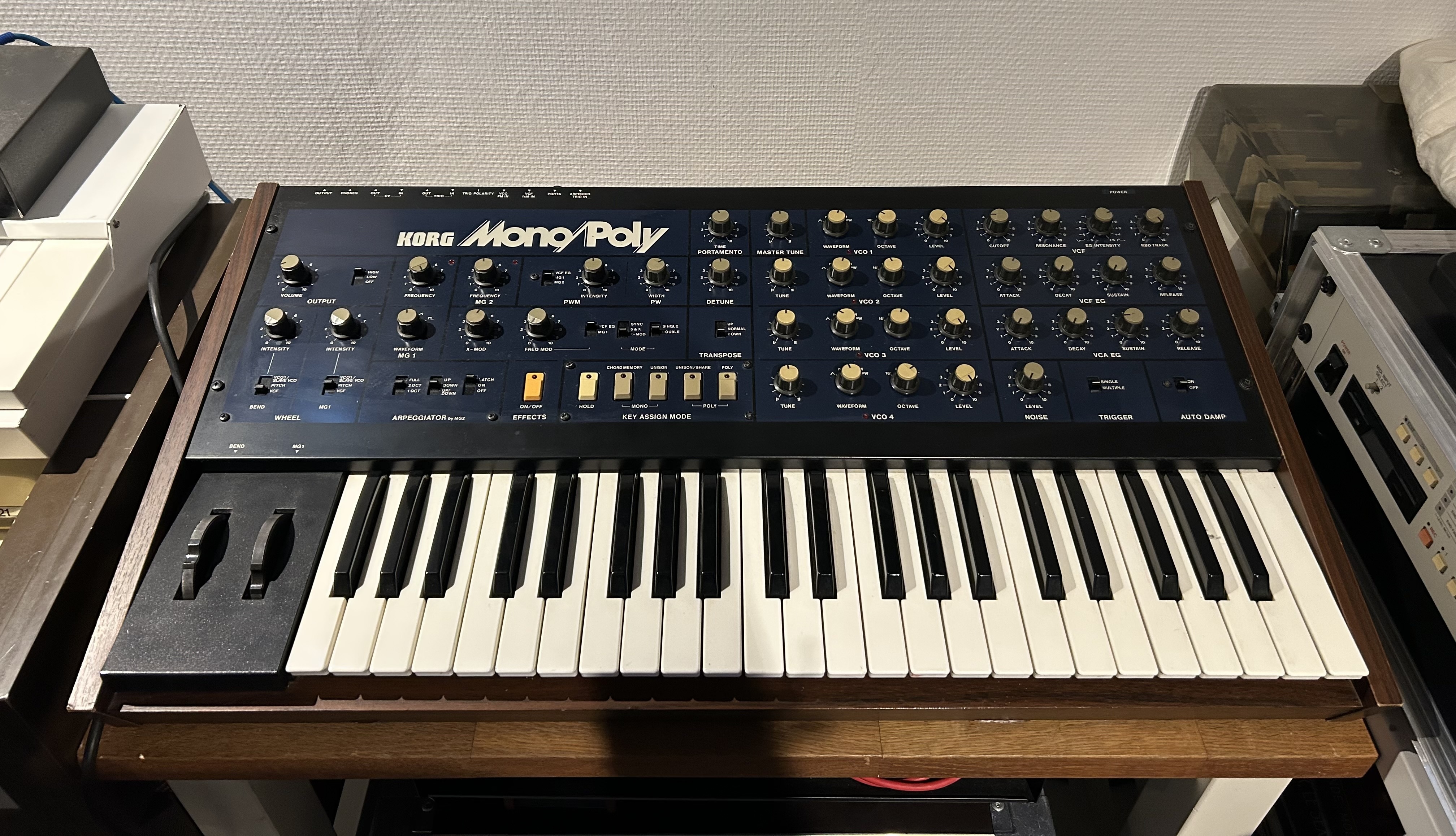 Échange Korg Mono/Poly