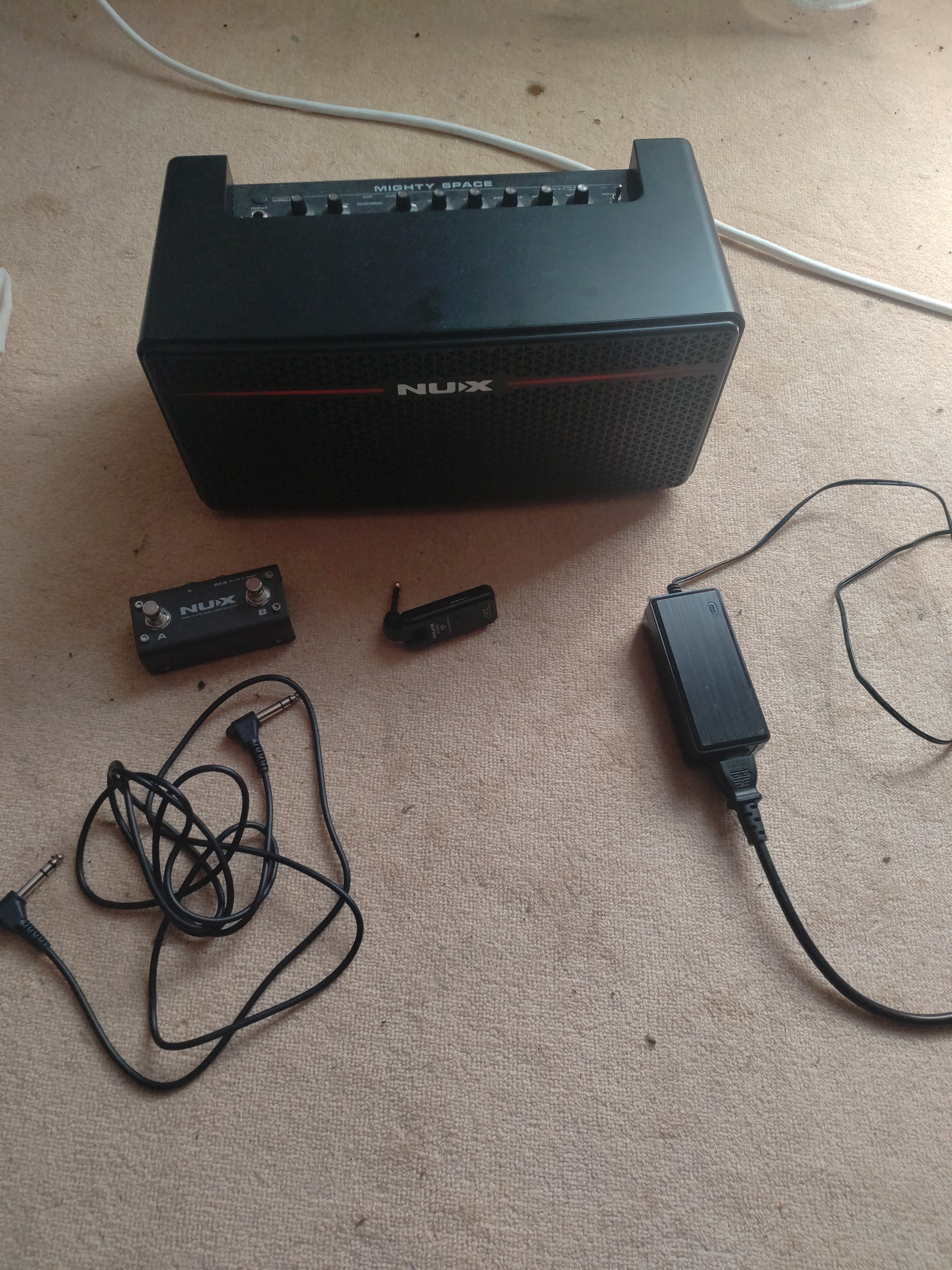 Nux Mighty Space 250€