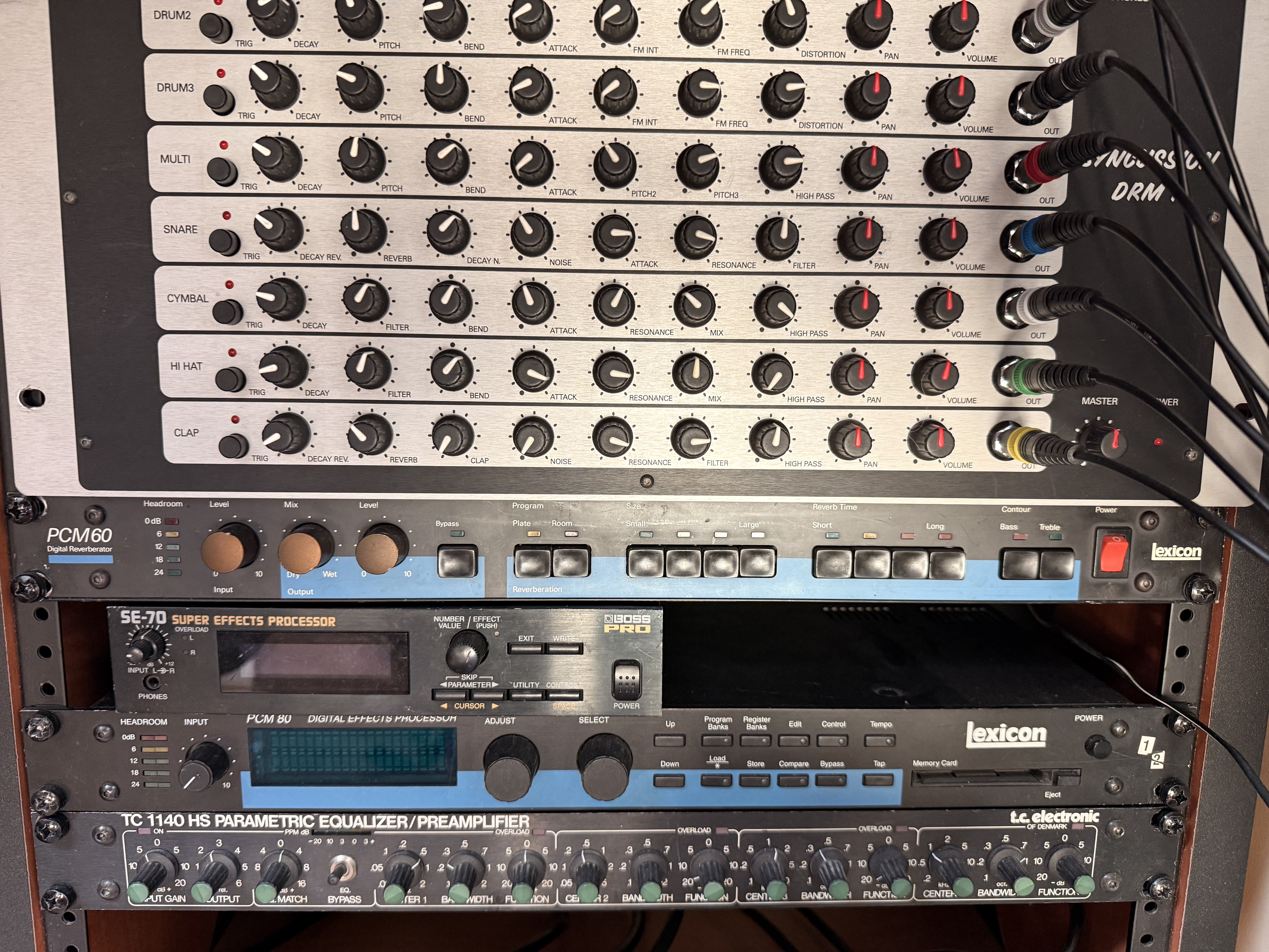 TC 1140 Parametric Equalizer