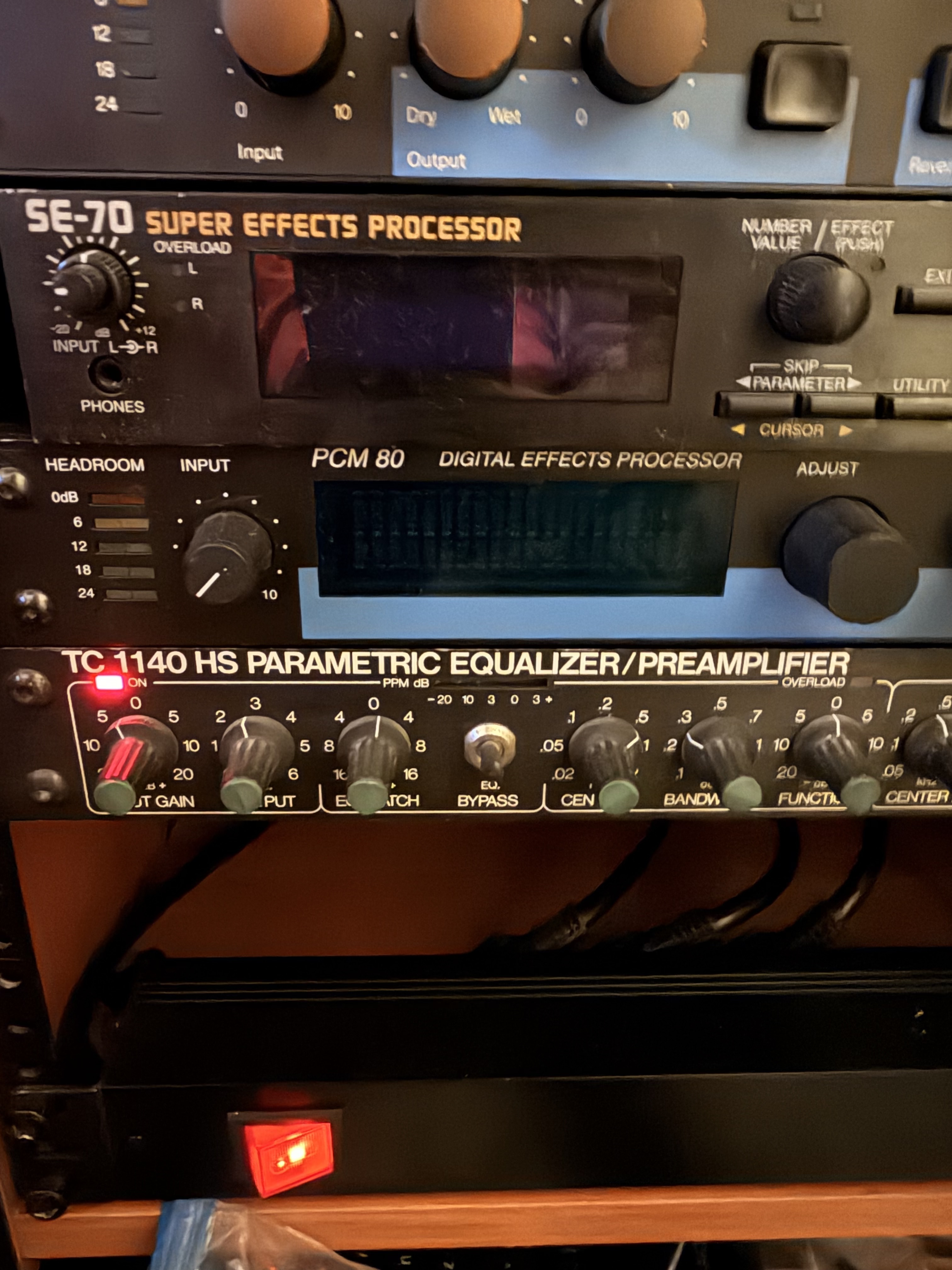 TC Electronic TC 1140 HS Parametric Equalizer / Preamplifier (220)