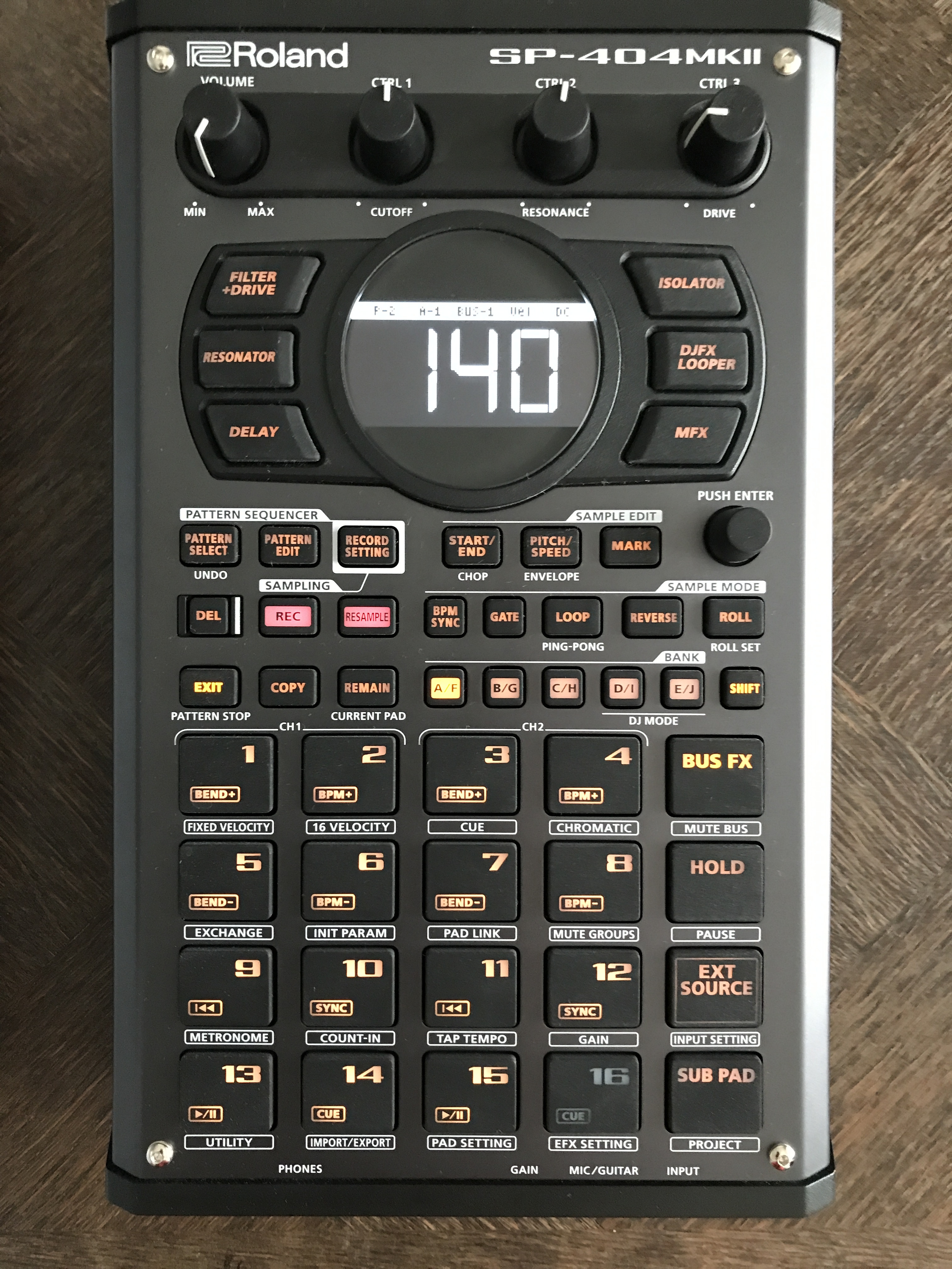 Vends SP-404 MK2 COMME NEUVE PREMIERE MAIN