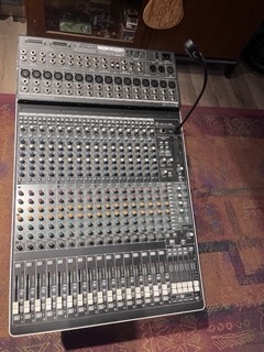vends table de mixage Mackie Onyx 1640i