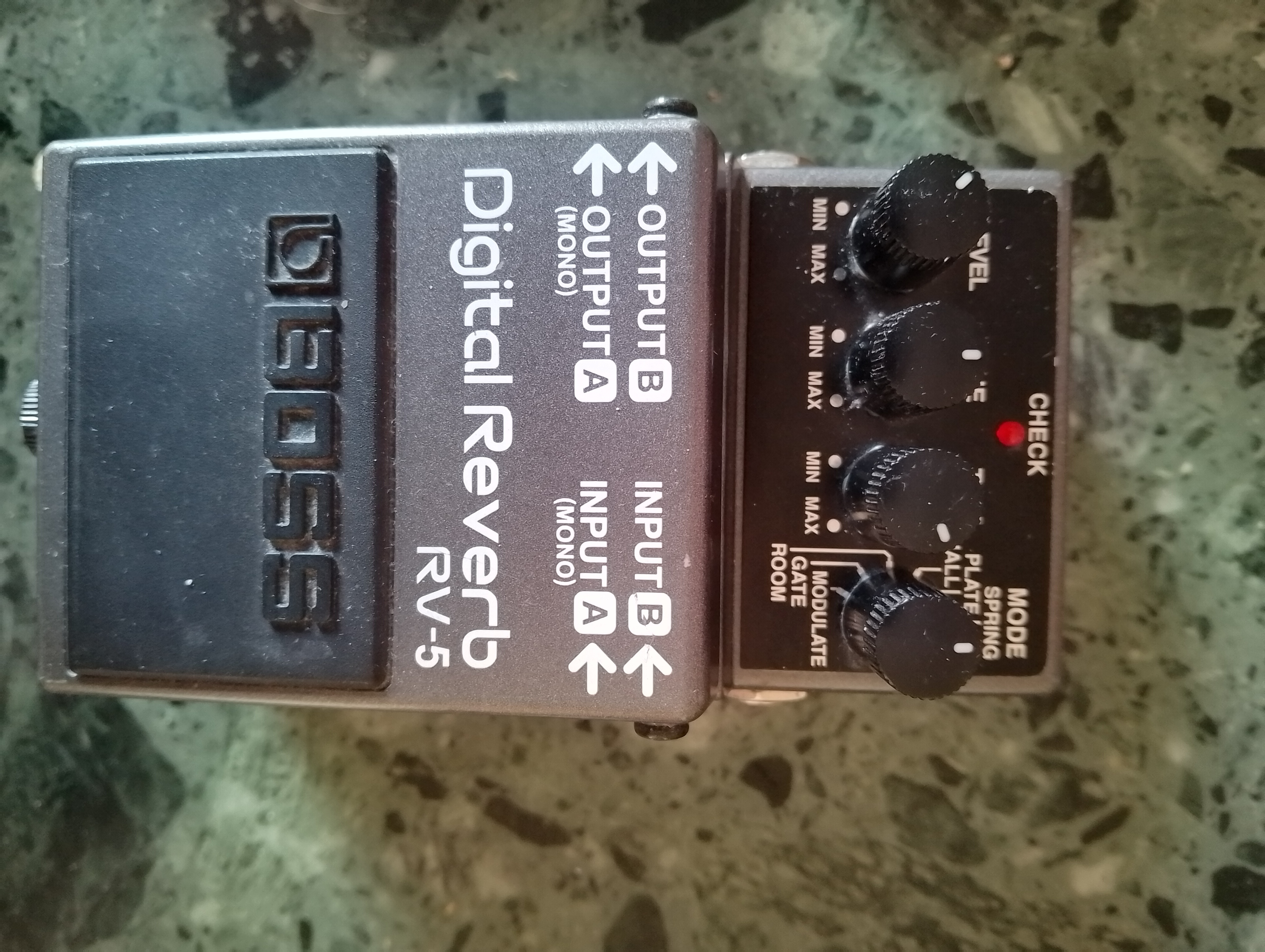 Pédale de reverb Boss RV-2 en excellent état