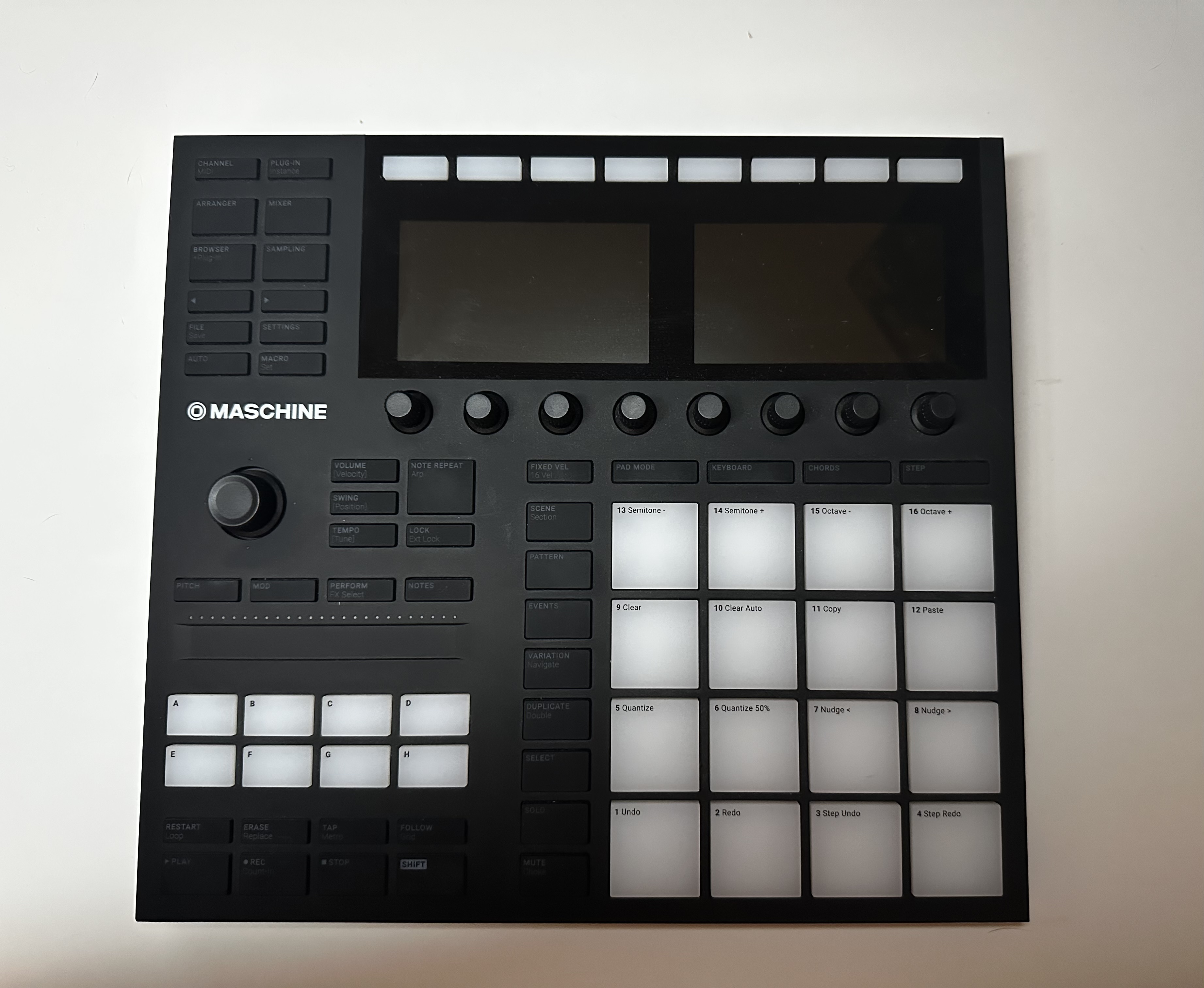 Vends Maschine MK3, comme neuve, avec Case de transport 