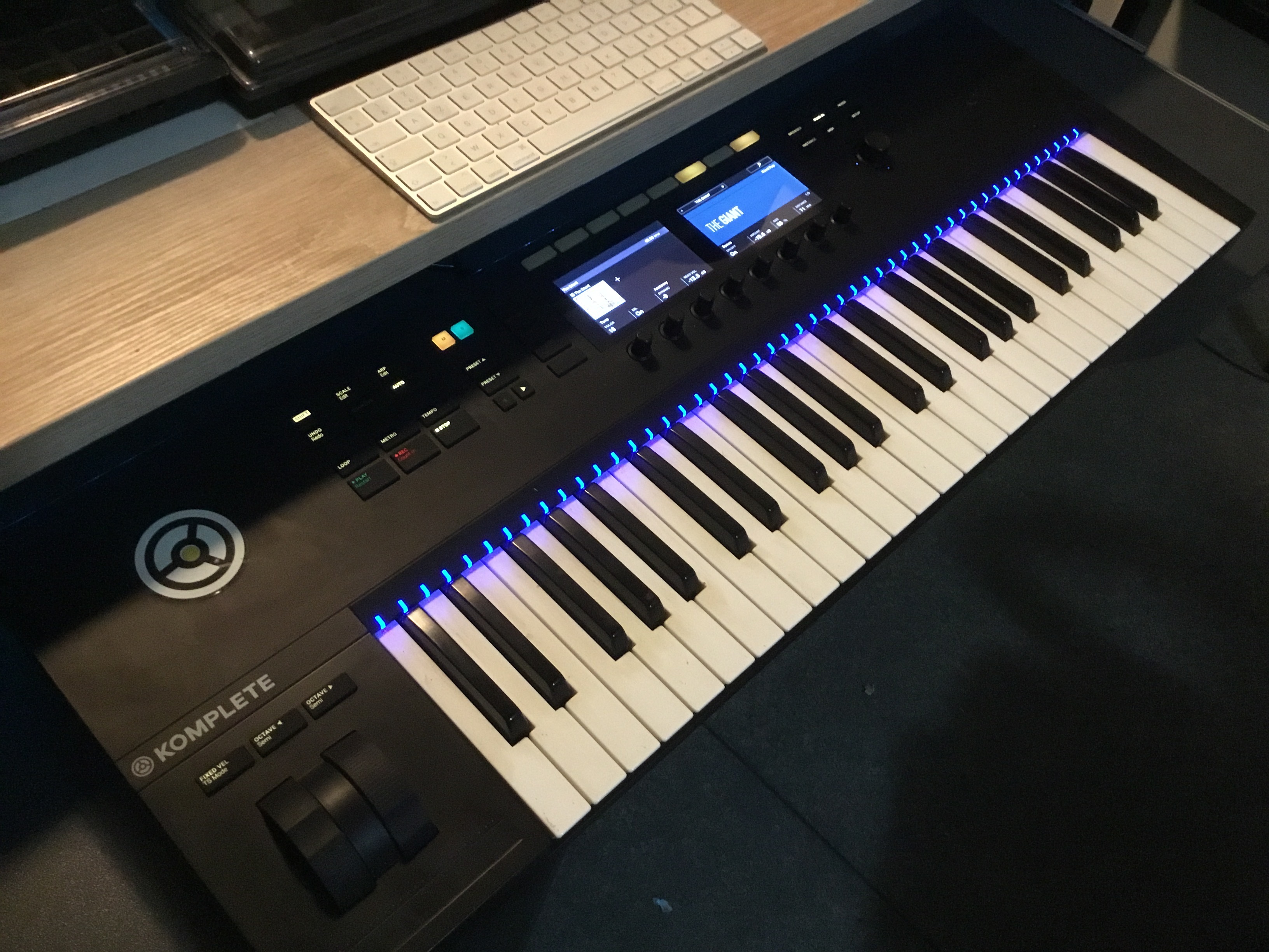 Vends clavier komplete control s 49 mk2 