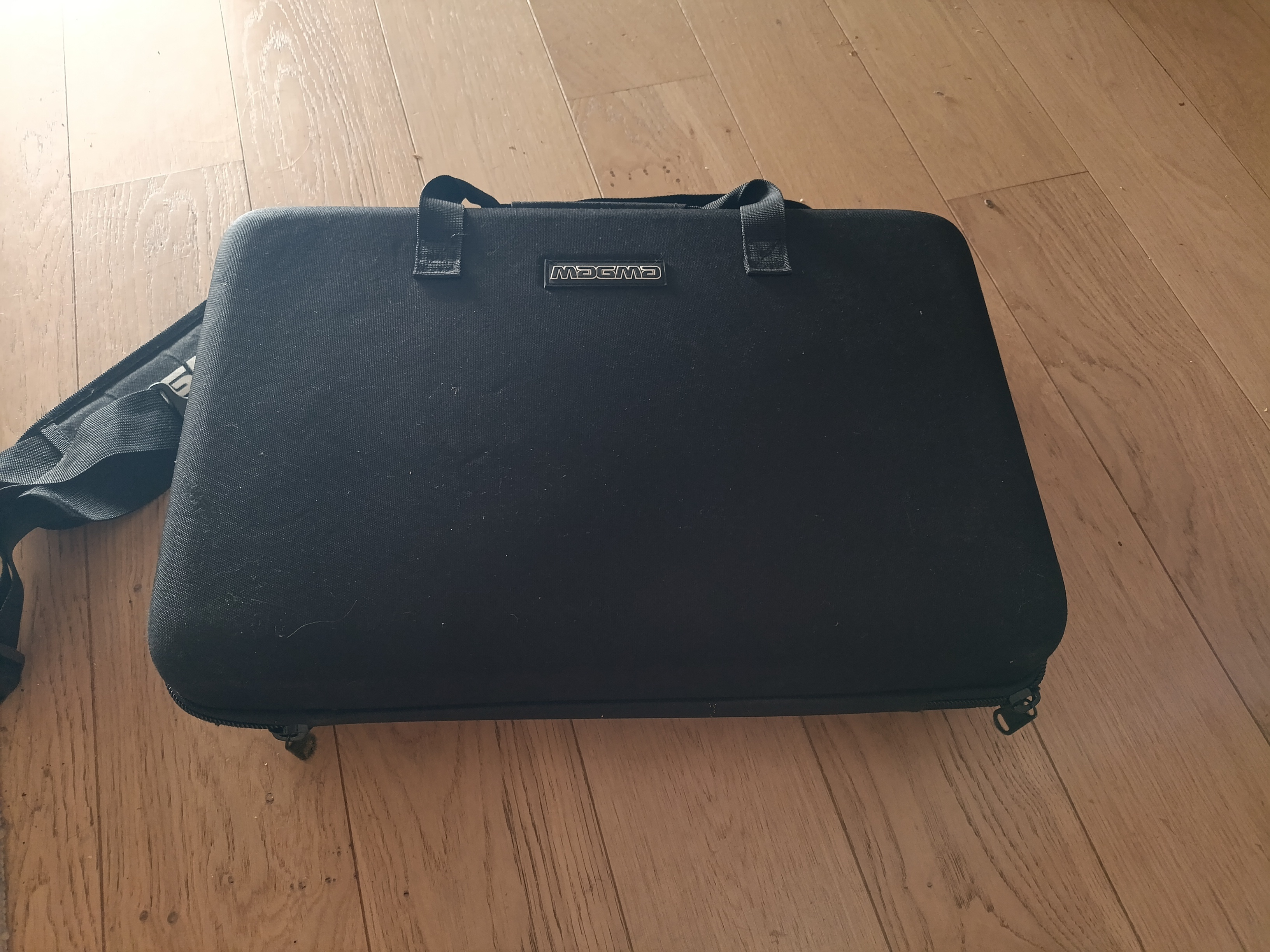 Akai Professional MPC Live II (36987)
