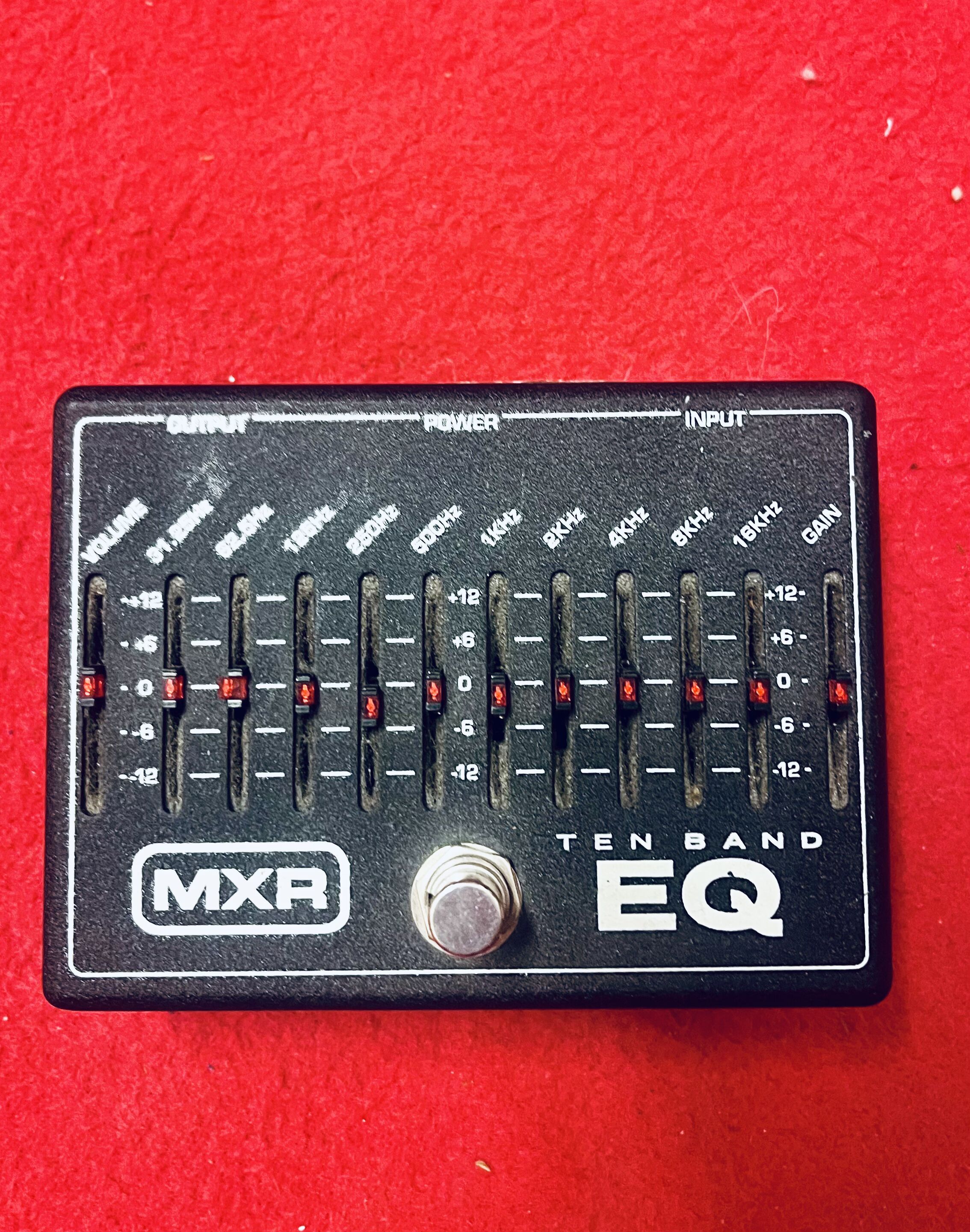 Vends MXR M108 10-Band Graphic EQ
