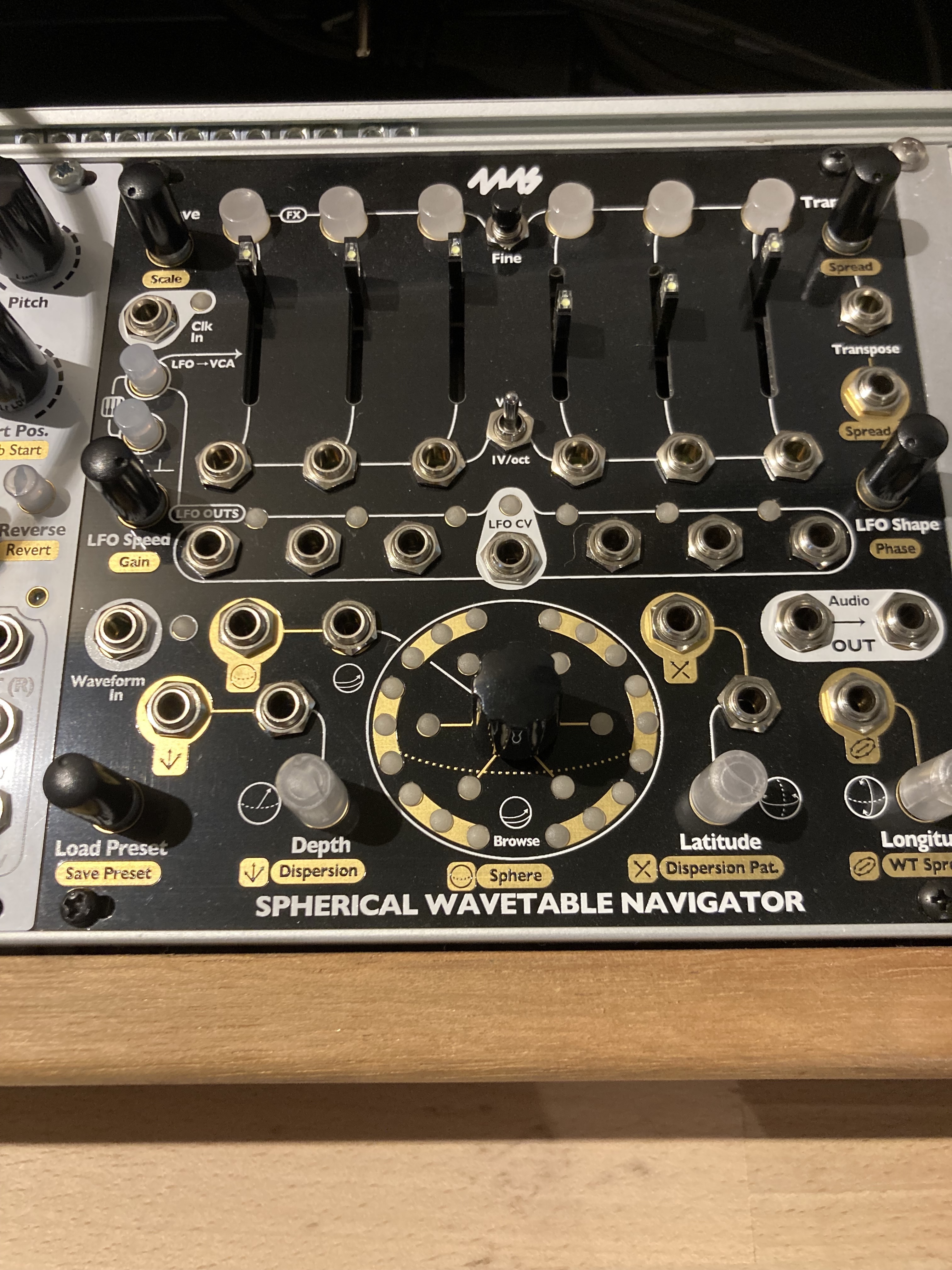 VENDS WAVETABLE SPHERICAL NAVIGATOR
