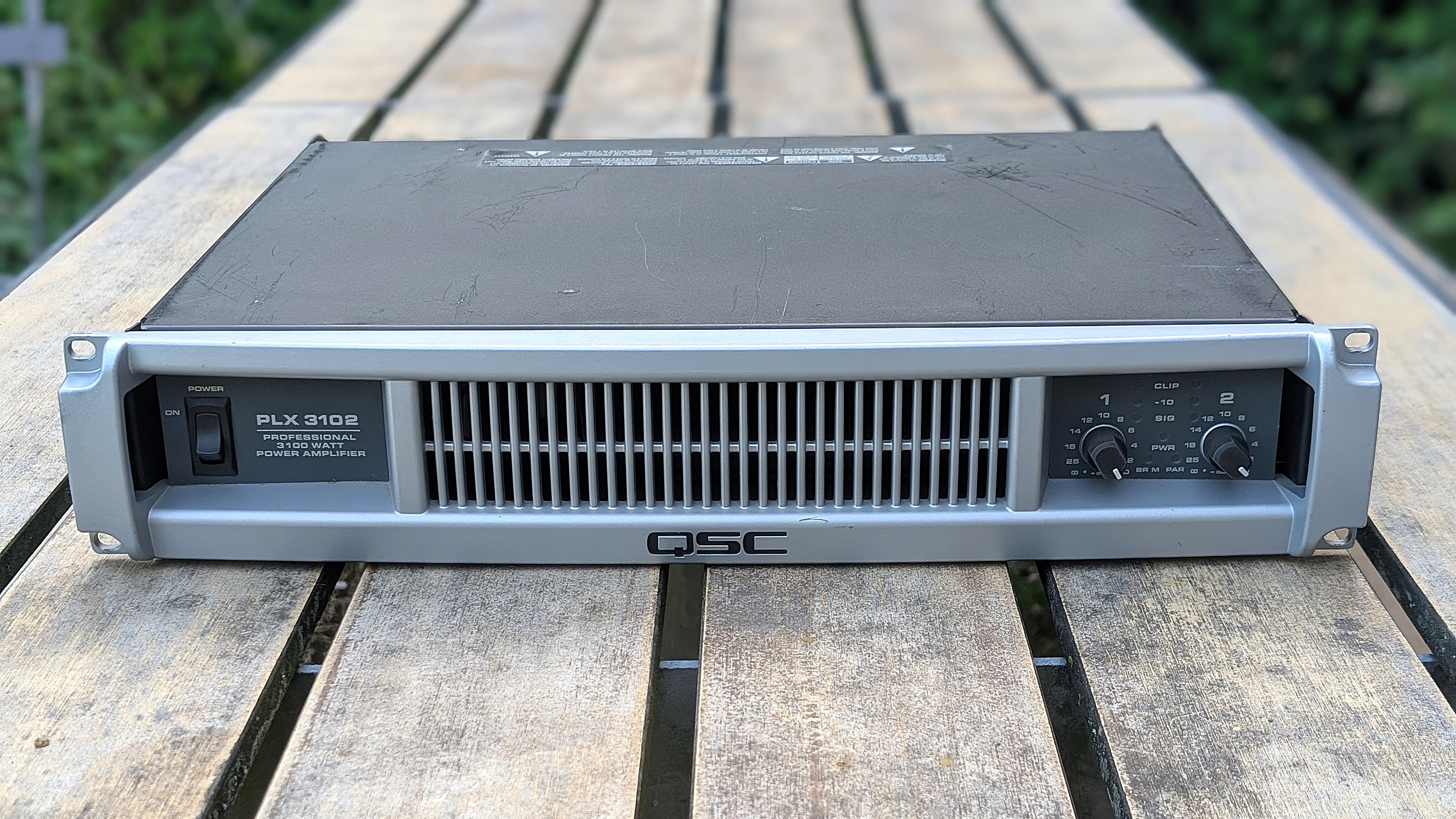Vends QSC PLX 3102