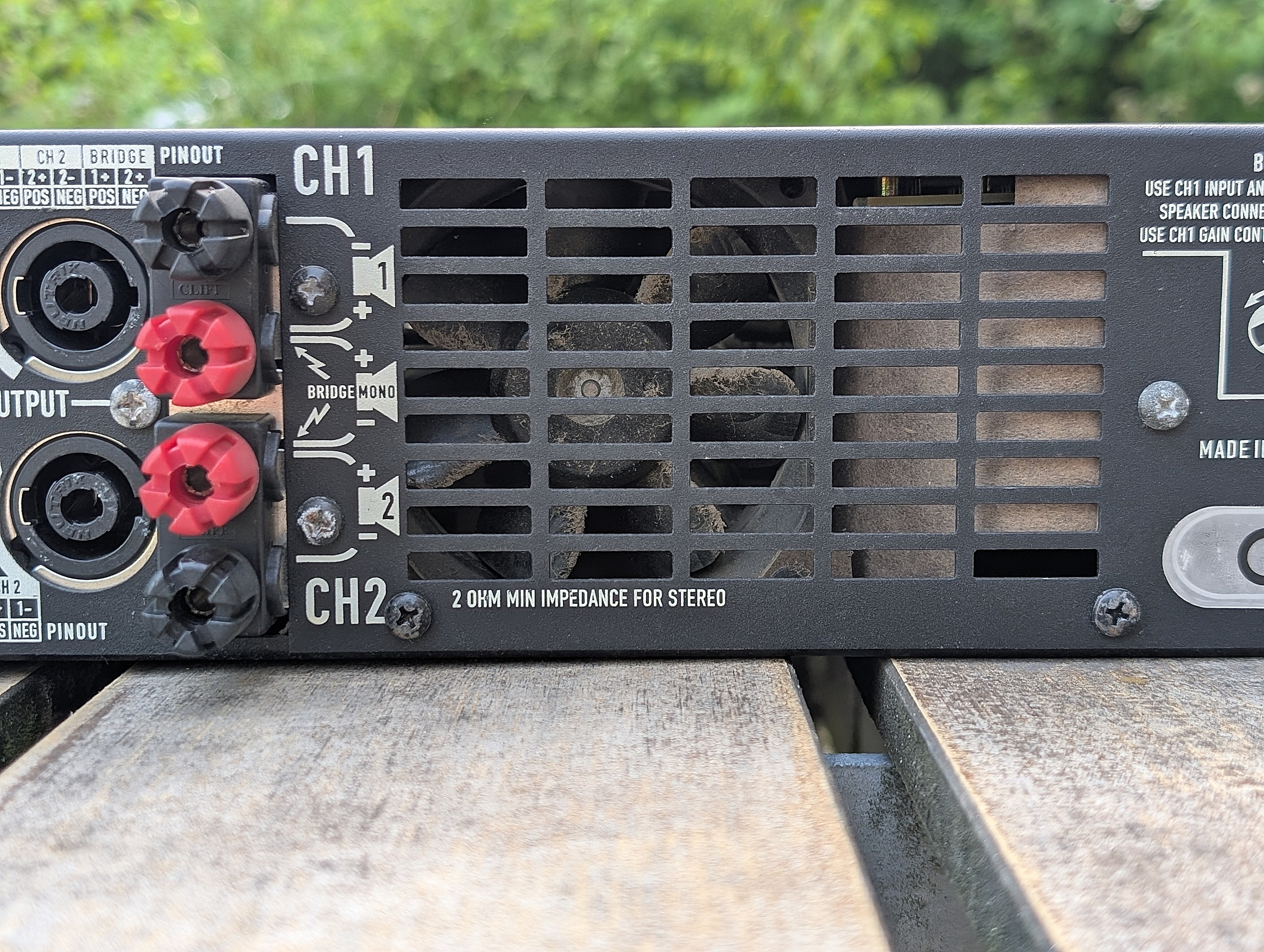 QSC PLX3102 (2299)