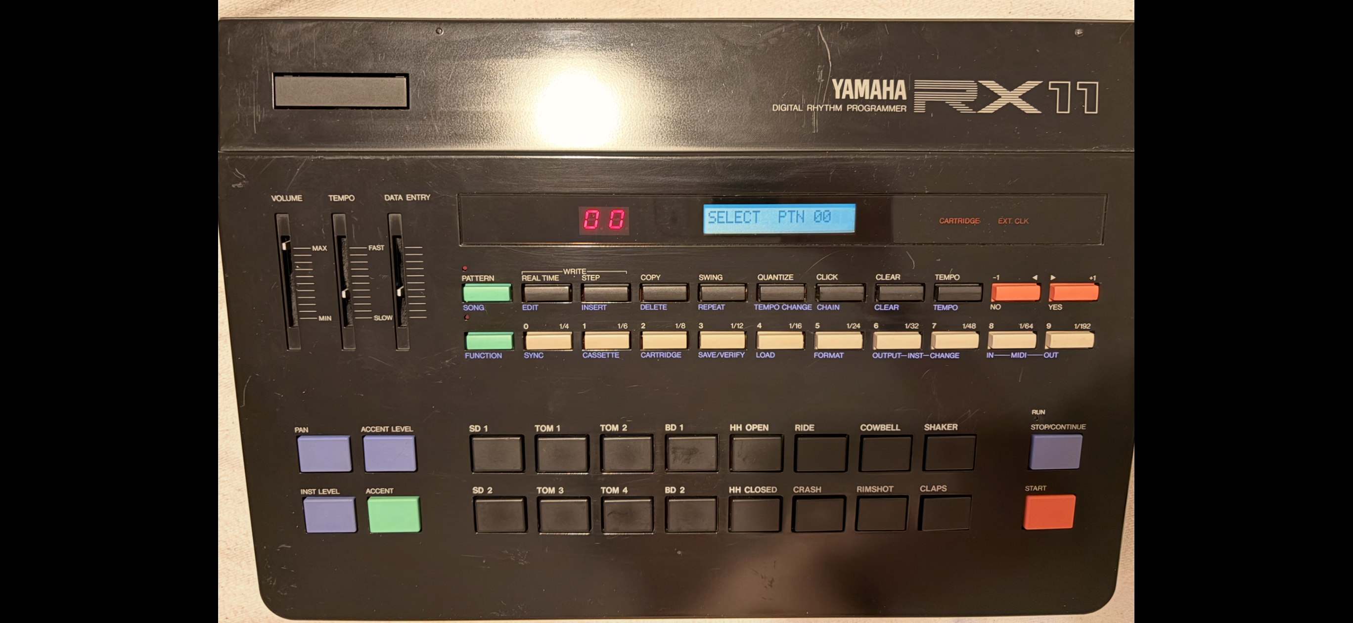 RX11 Boite à Rythmes Yamaha