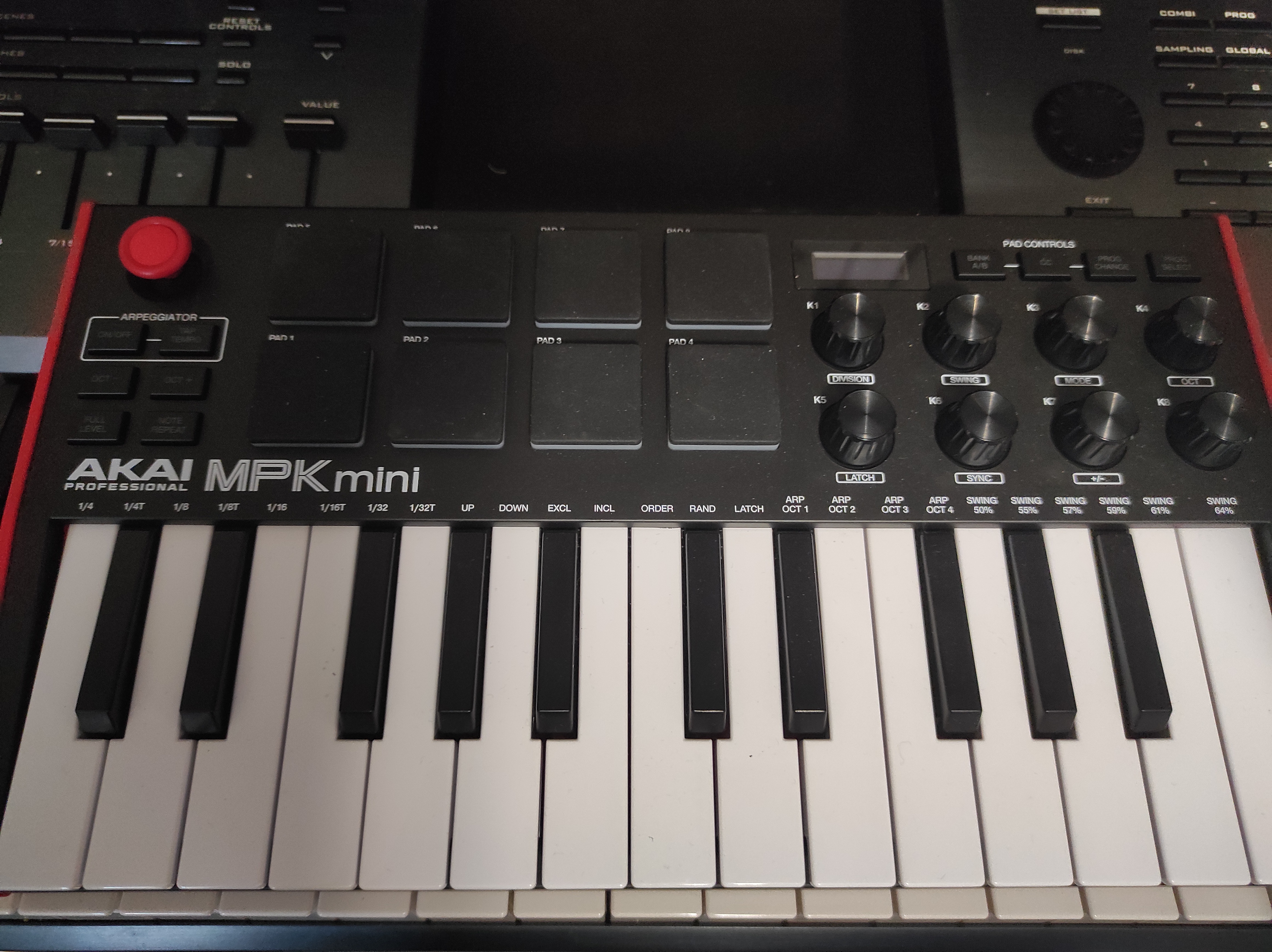 Akai Professional MPK mini mk3