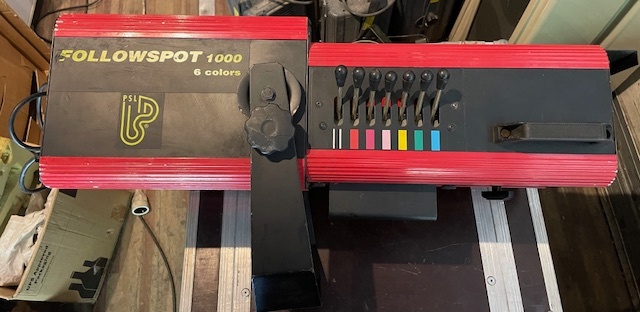 Projecteur de poursuite 6 couleurs 