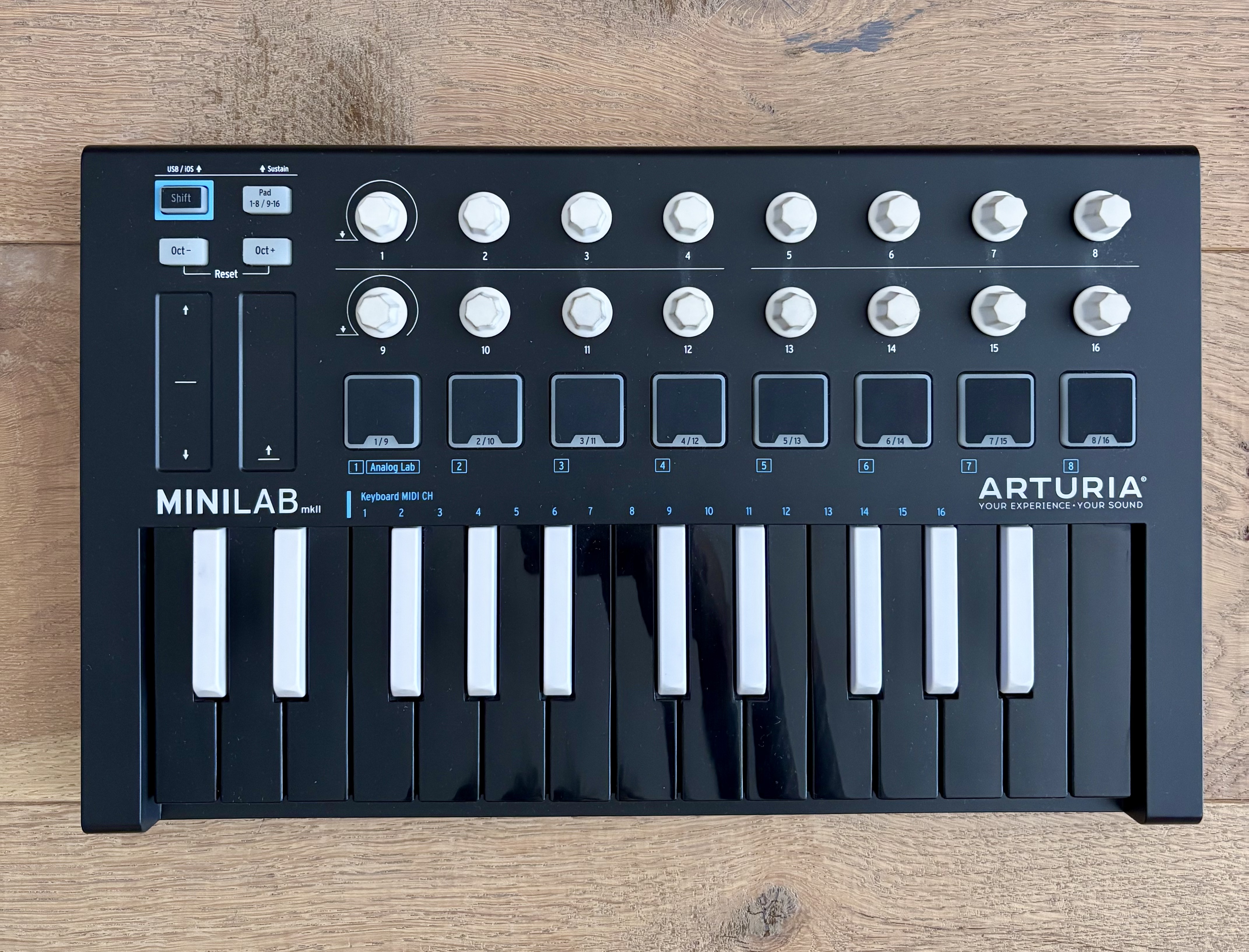 Arturia MiniLab MKII Inverted