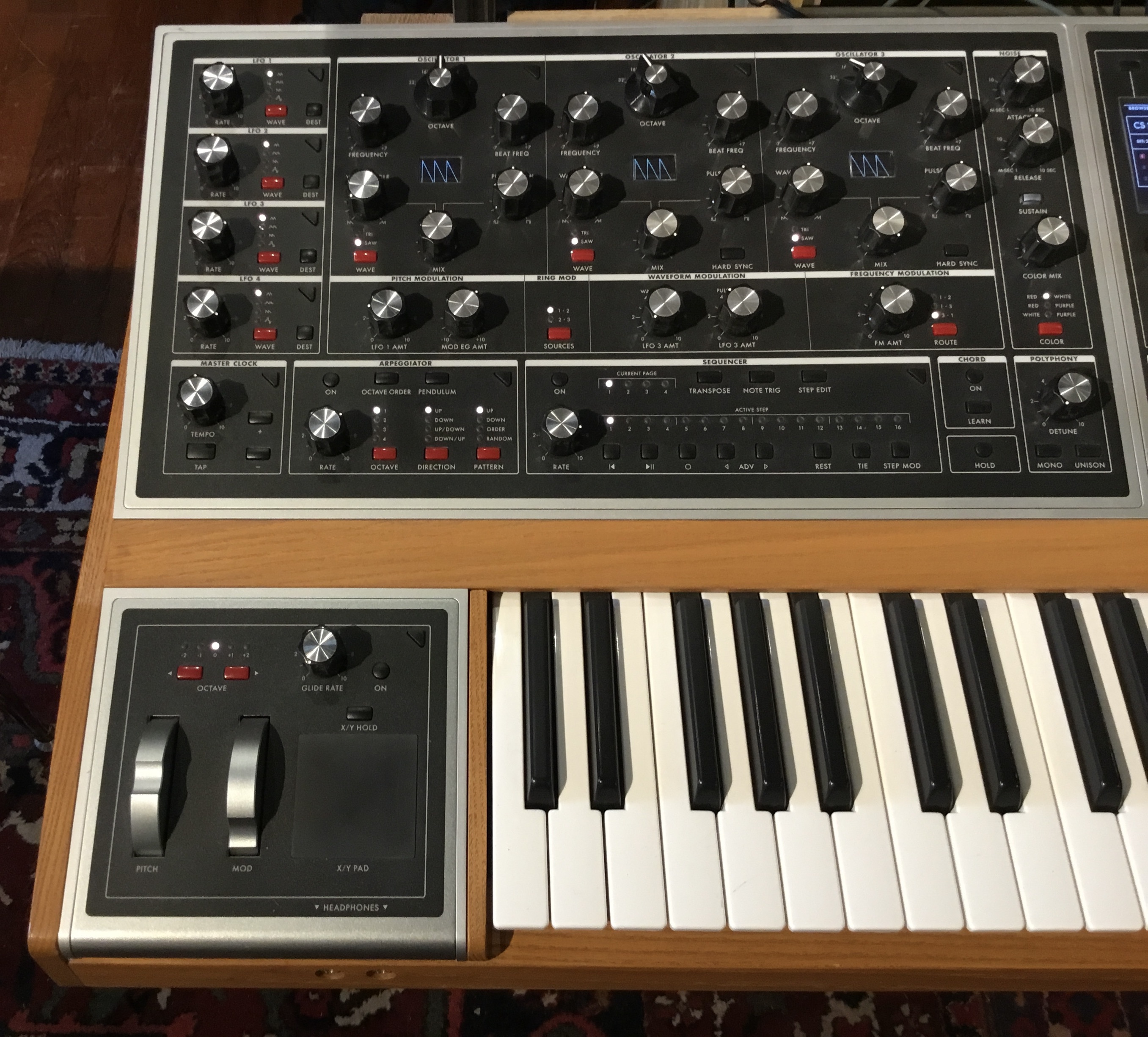 Moog Music Moog One 16 (69433)