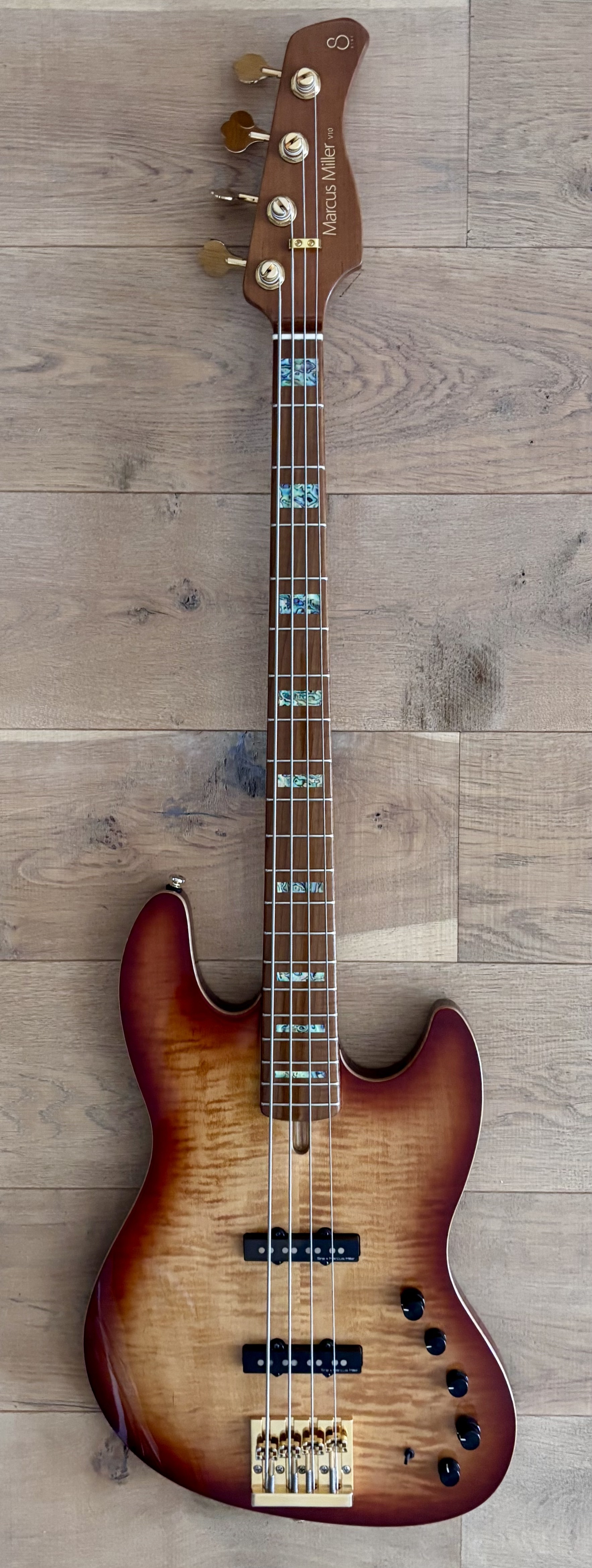 Sire Marcus Miller V10DX-4 TS