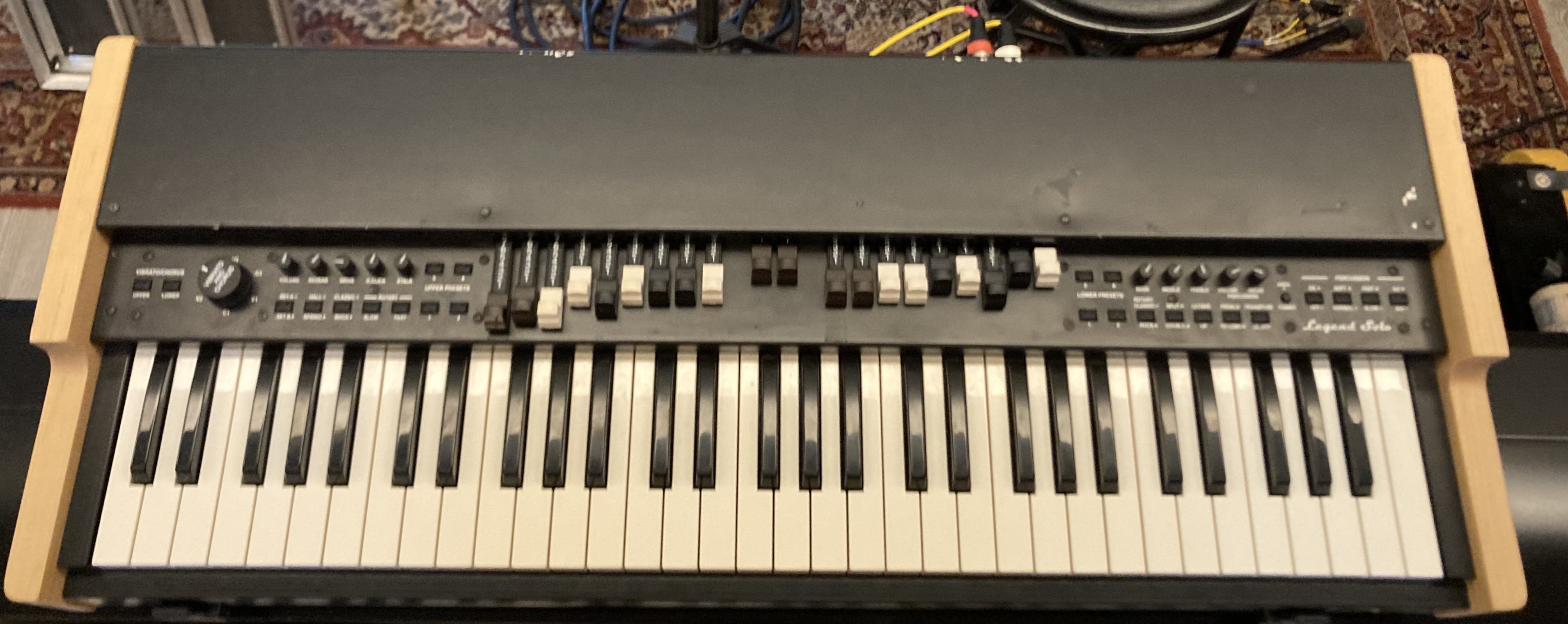 Vends Viscount KeyB organ solo avec housse