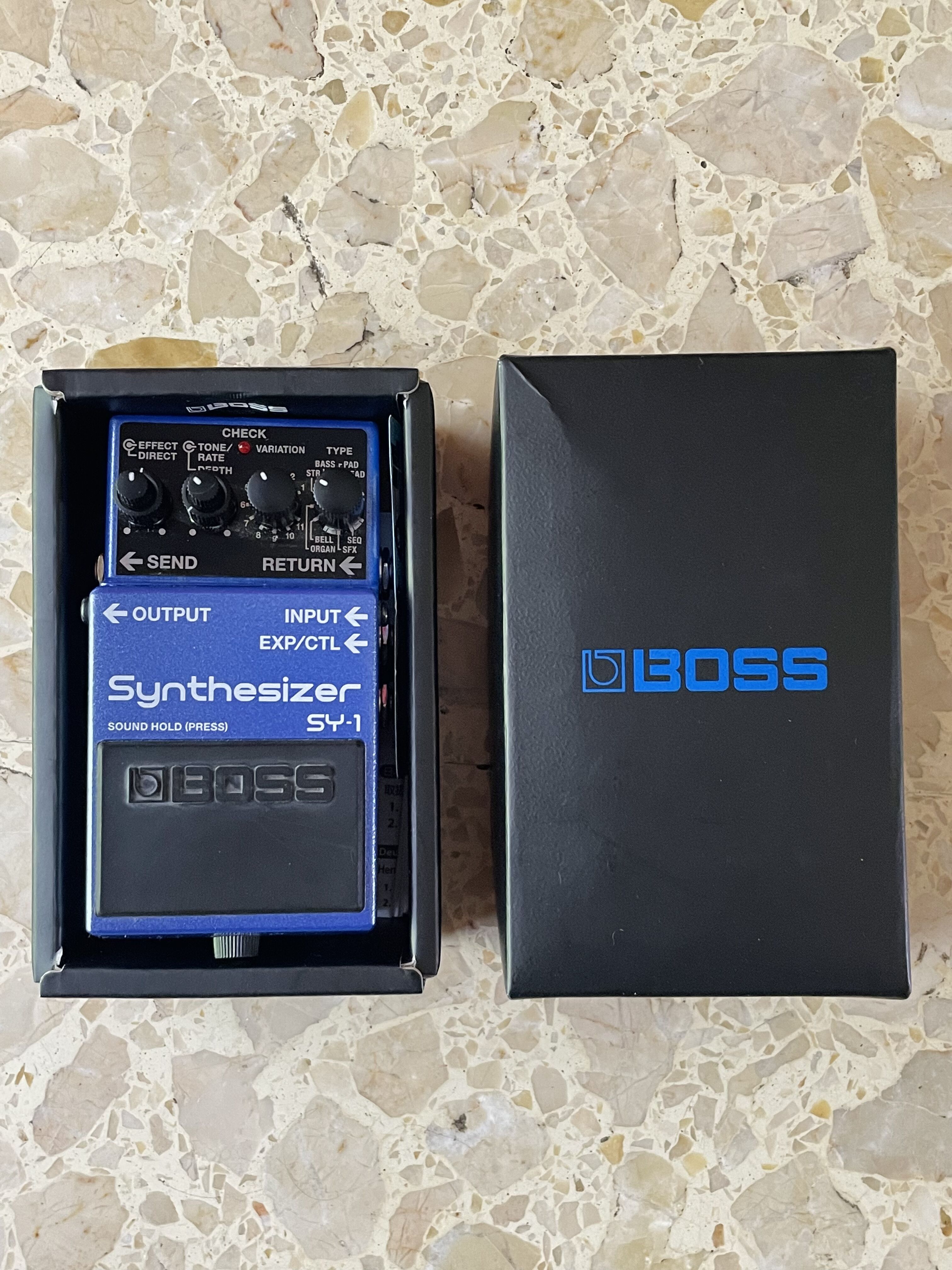 Boss SY-1 Synthesizer (42985)