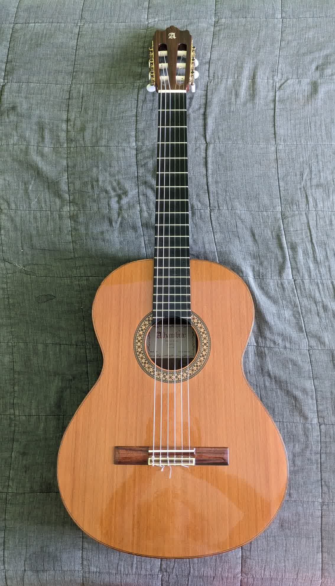 Vends Alhambra 4p