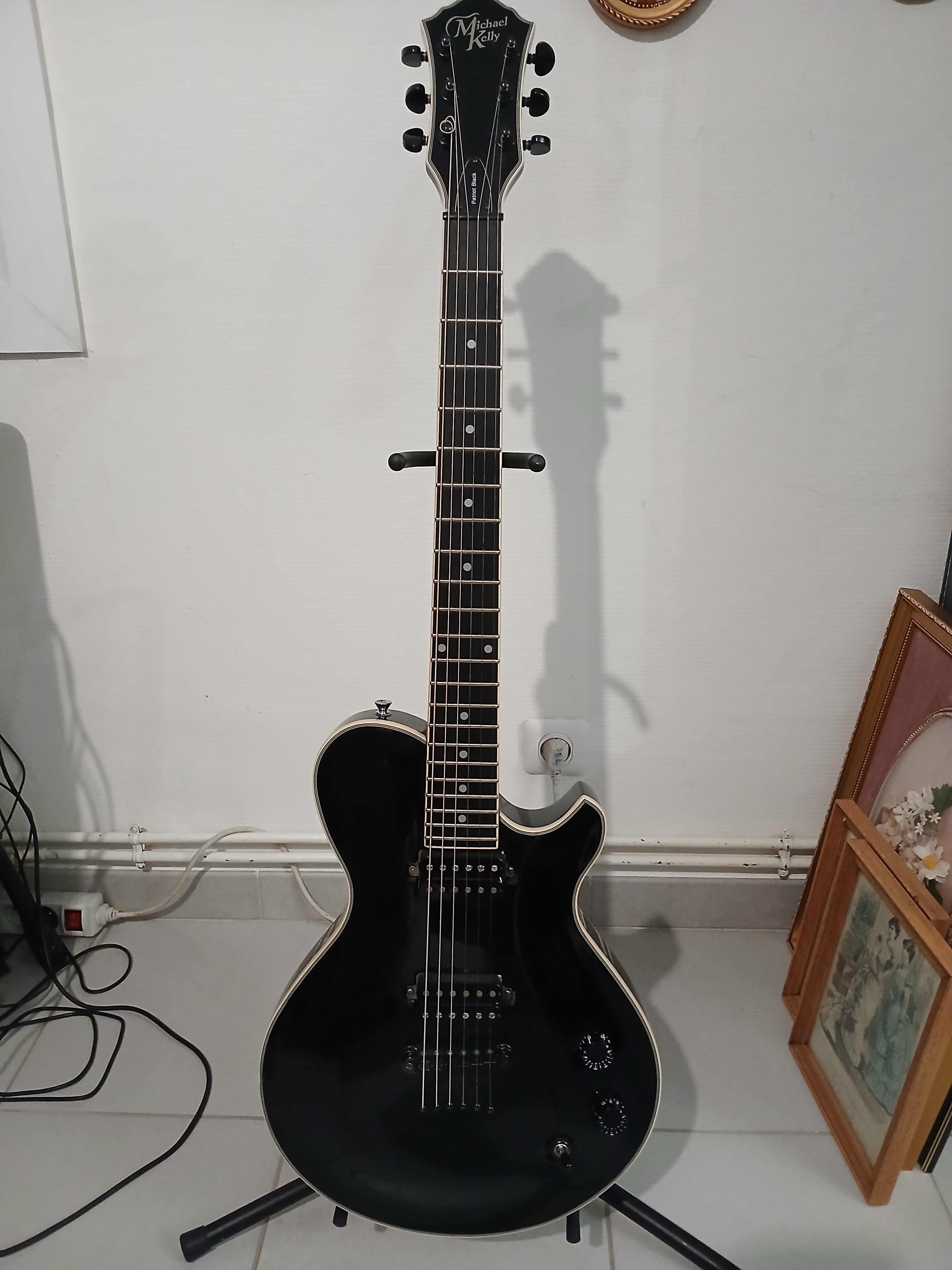 Guitare Michael Kelly Patriot Black 