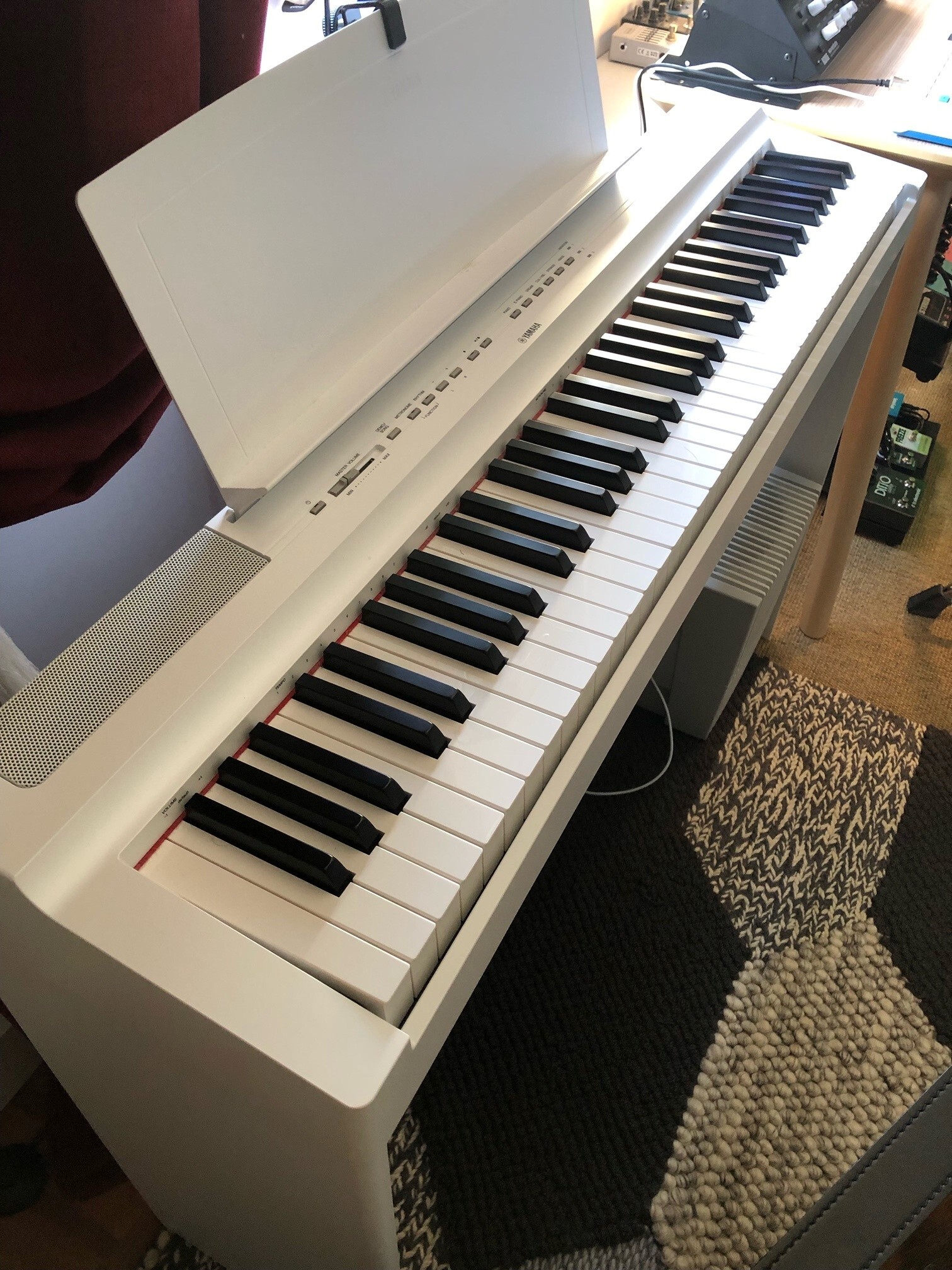p-121 Yamaha