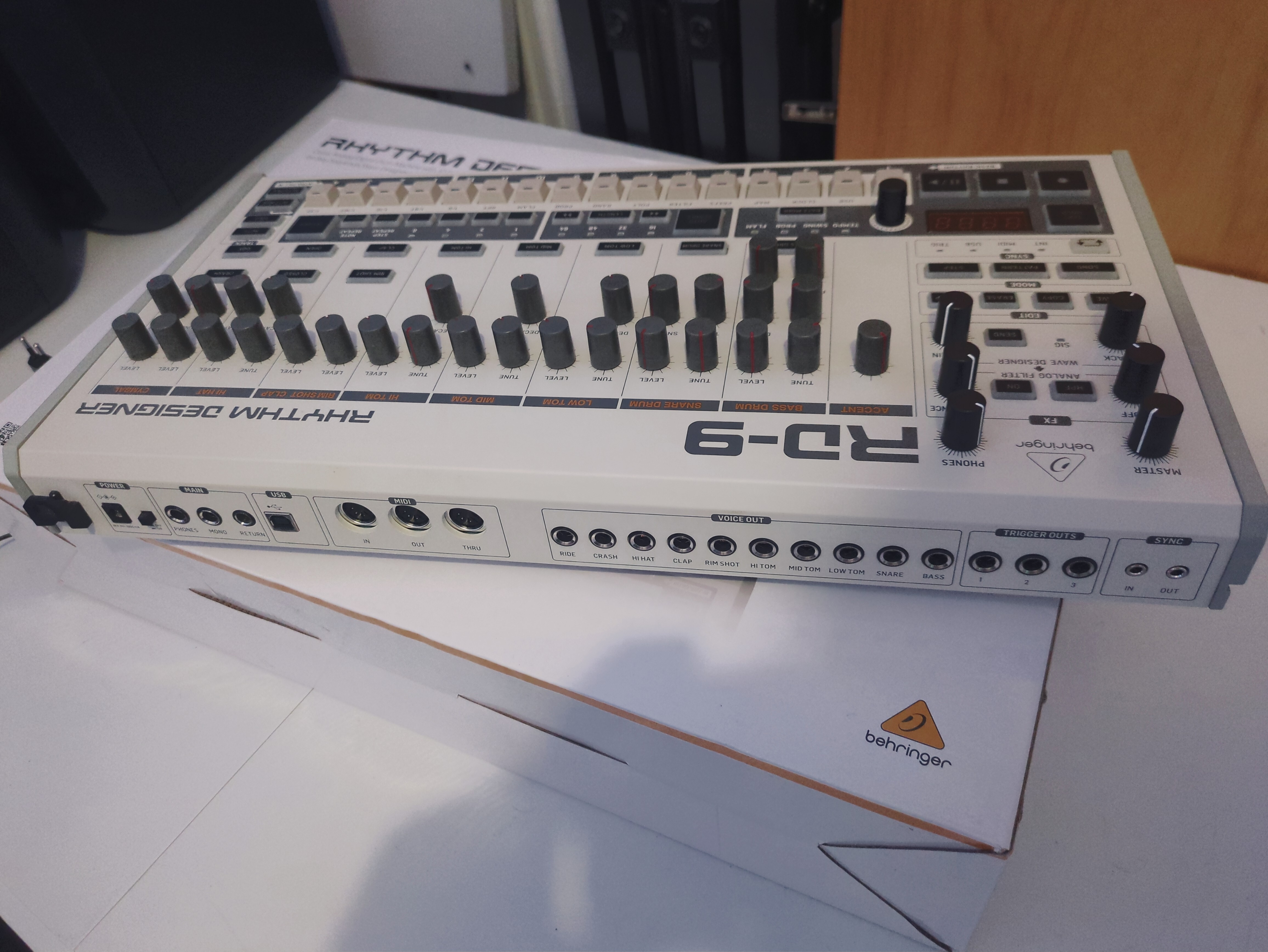 Behringer RD-9 (87307)