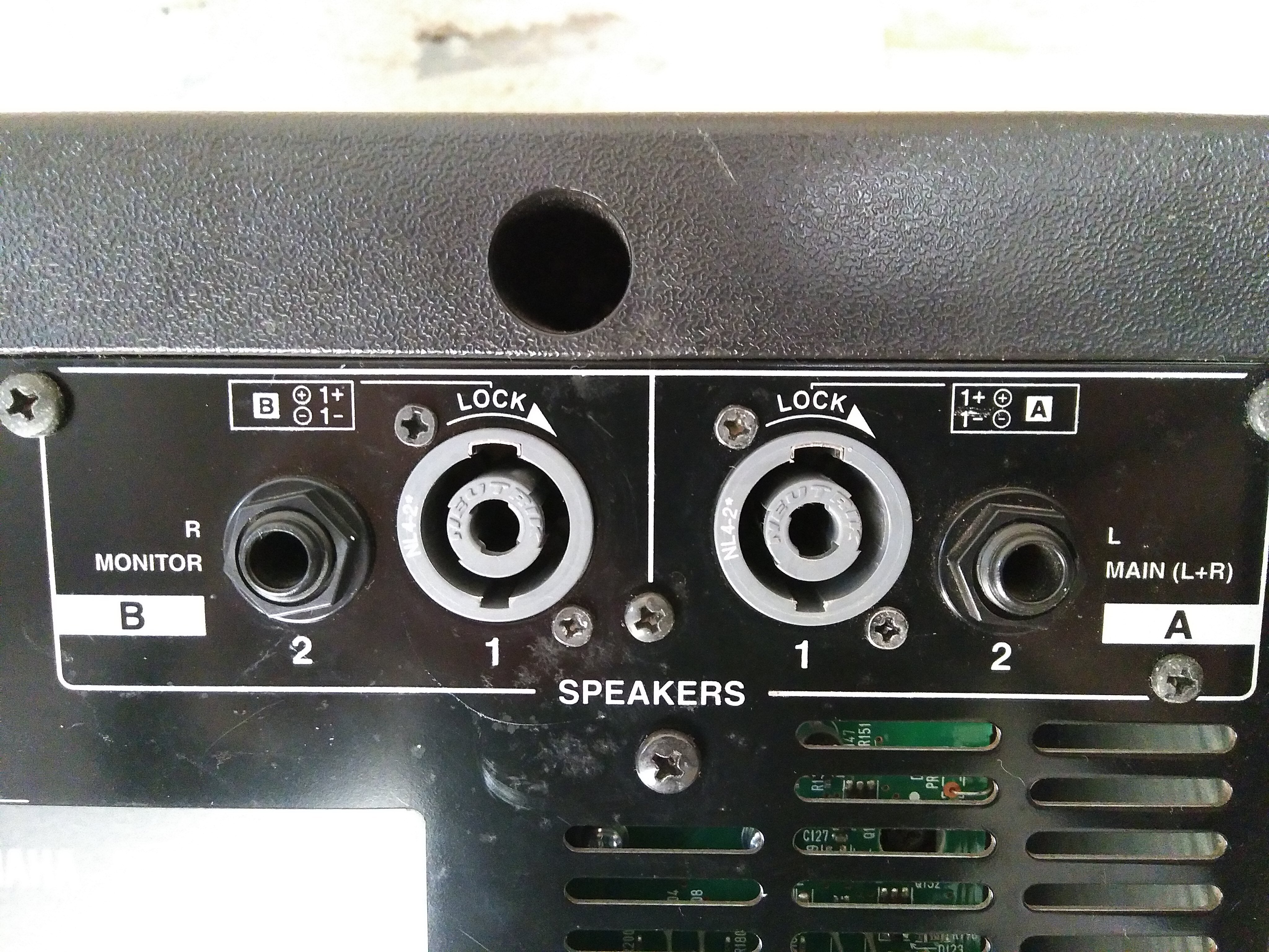 Yamaha EMX312SC (46915)