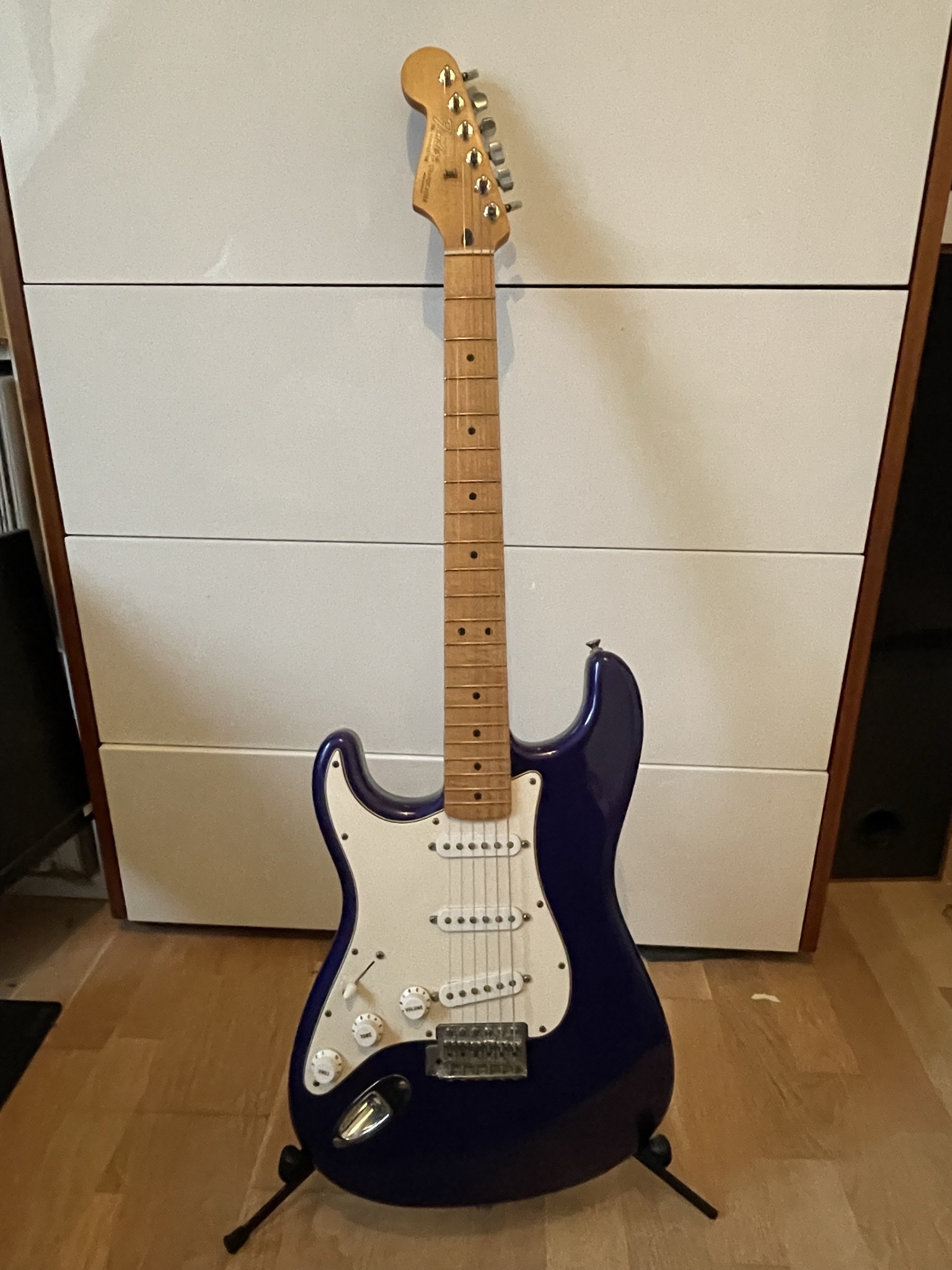 vends Fender strat mex  pour gaucher