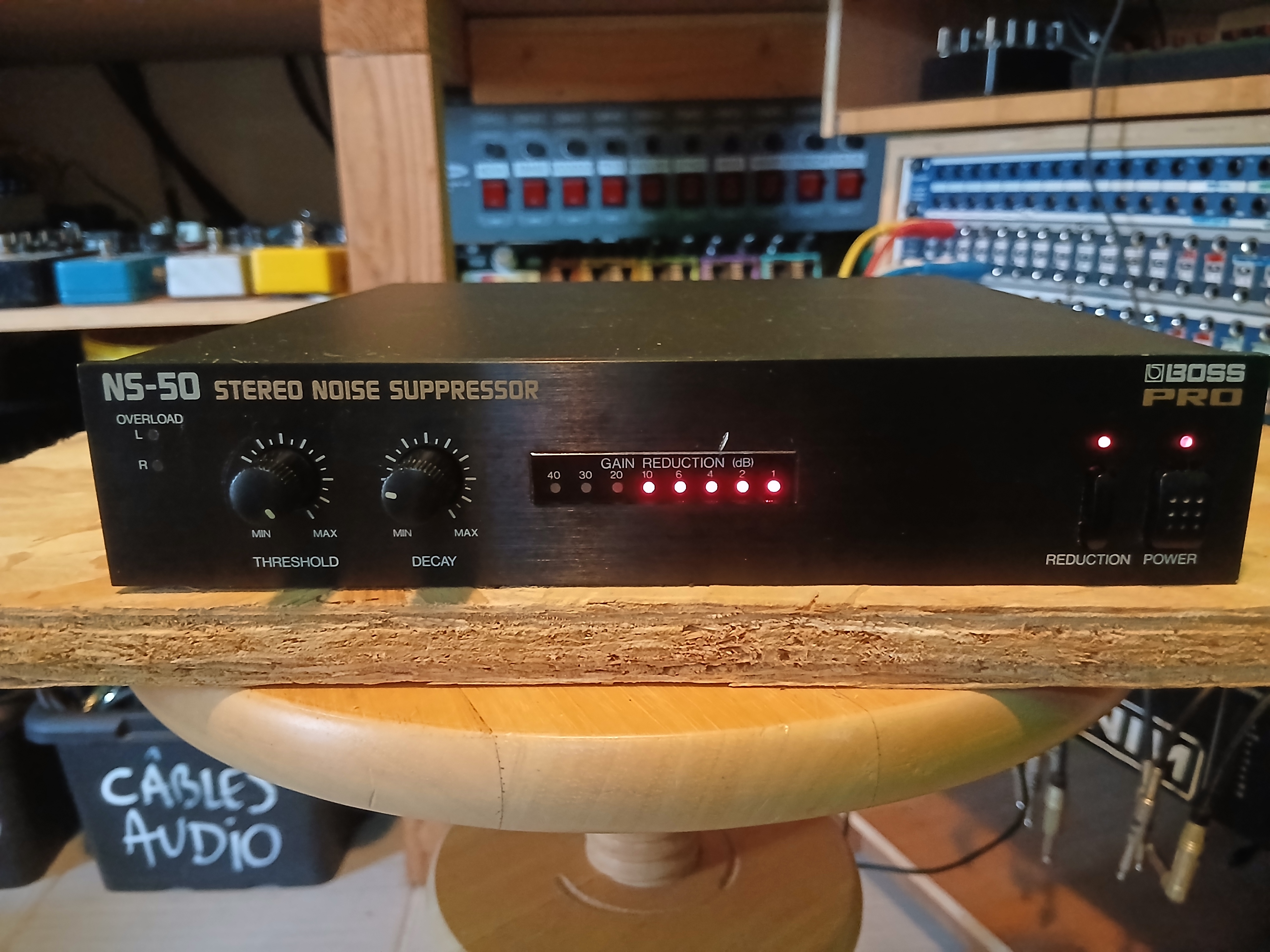 Vend BOSS NS-50
