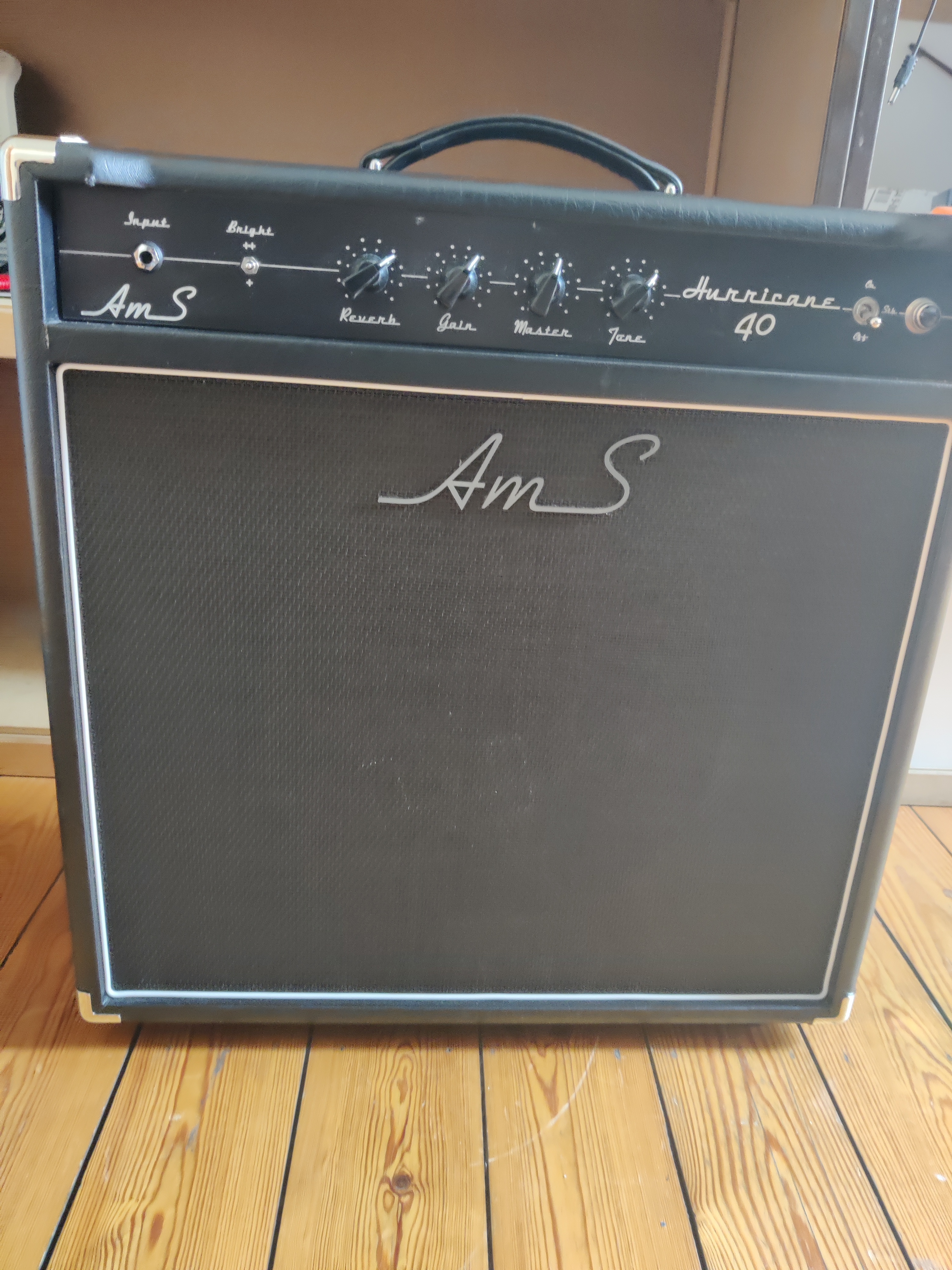 Hurricane 40 Combo a vendre 