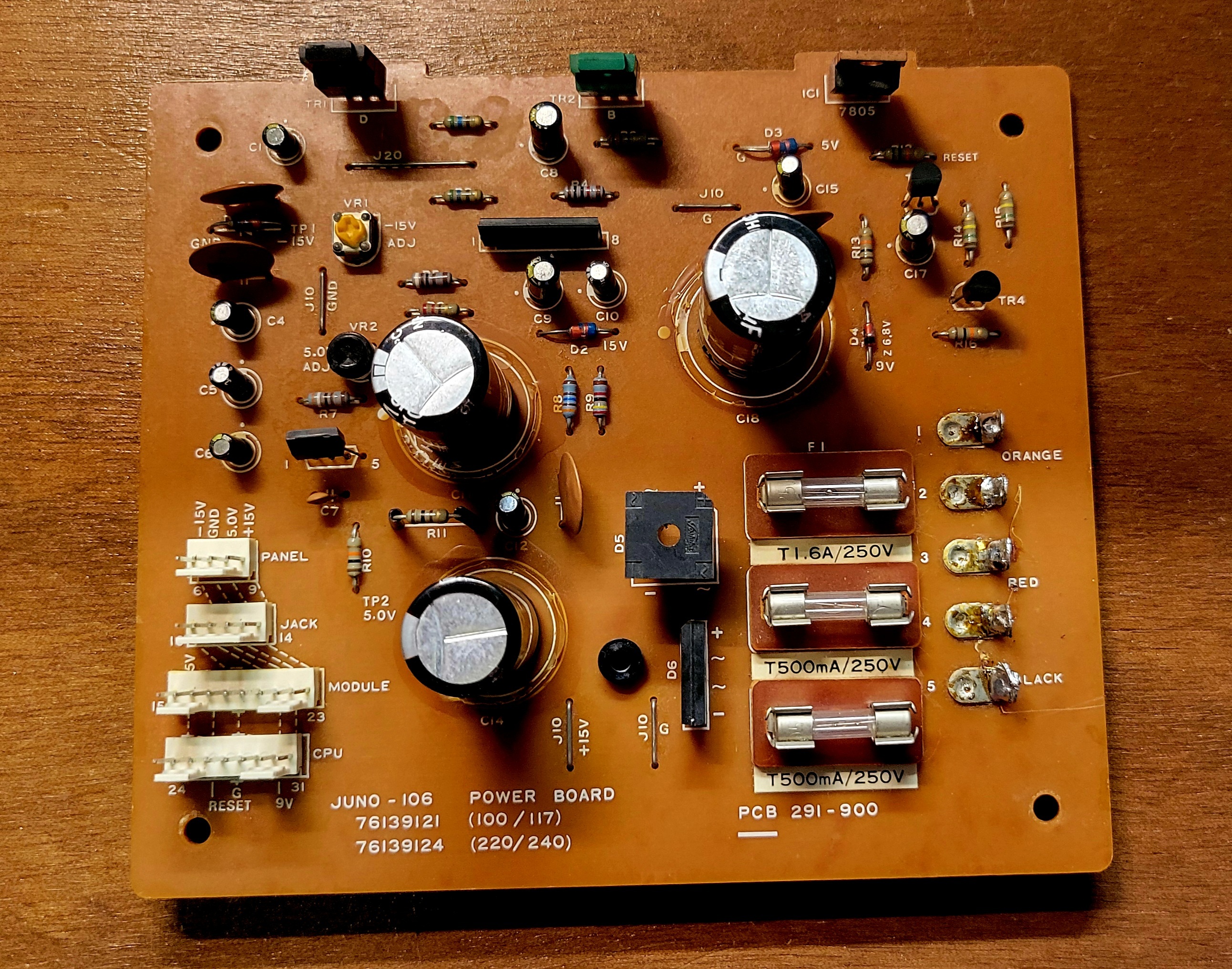 Roland JUNO-106 (35797)