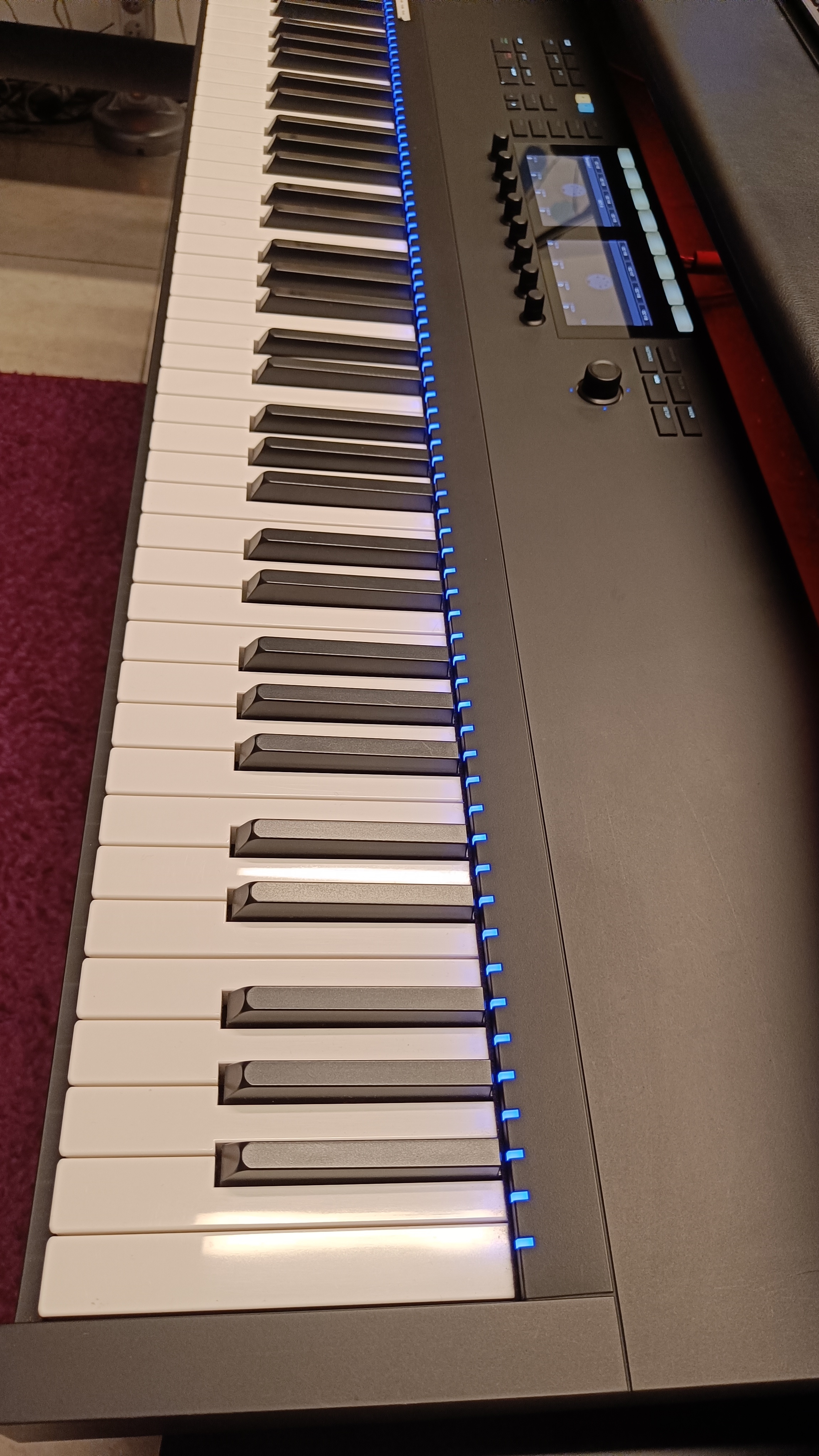 Native Instruments Komplete Kontrol S88 mk2 (22528)