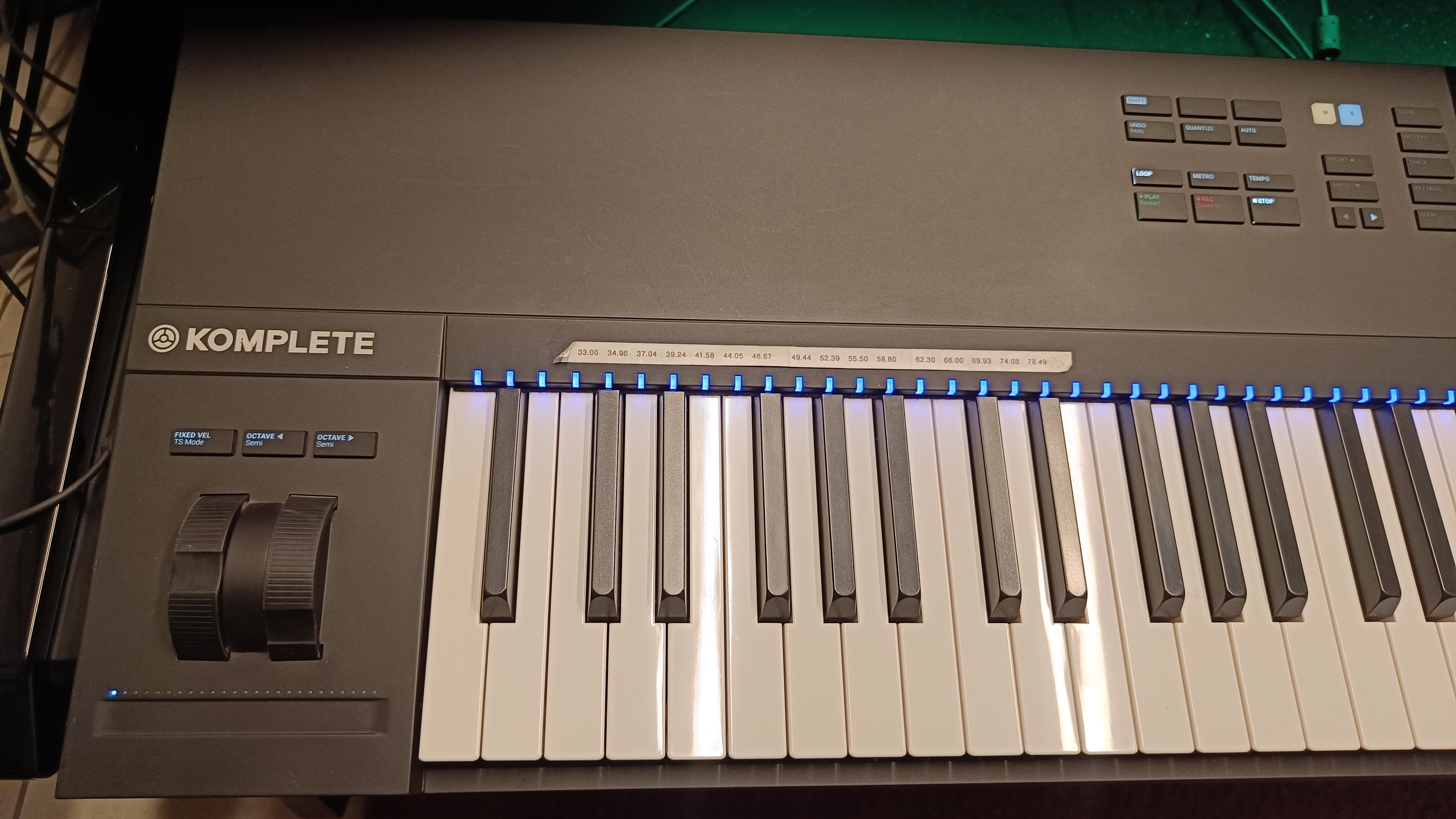 Native Instruments Komplete Kontrol S88 mk2 (30124)
