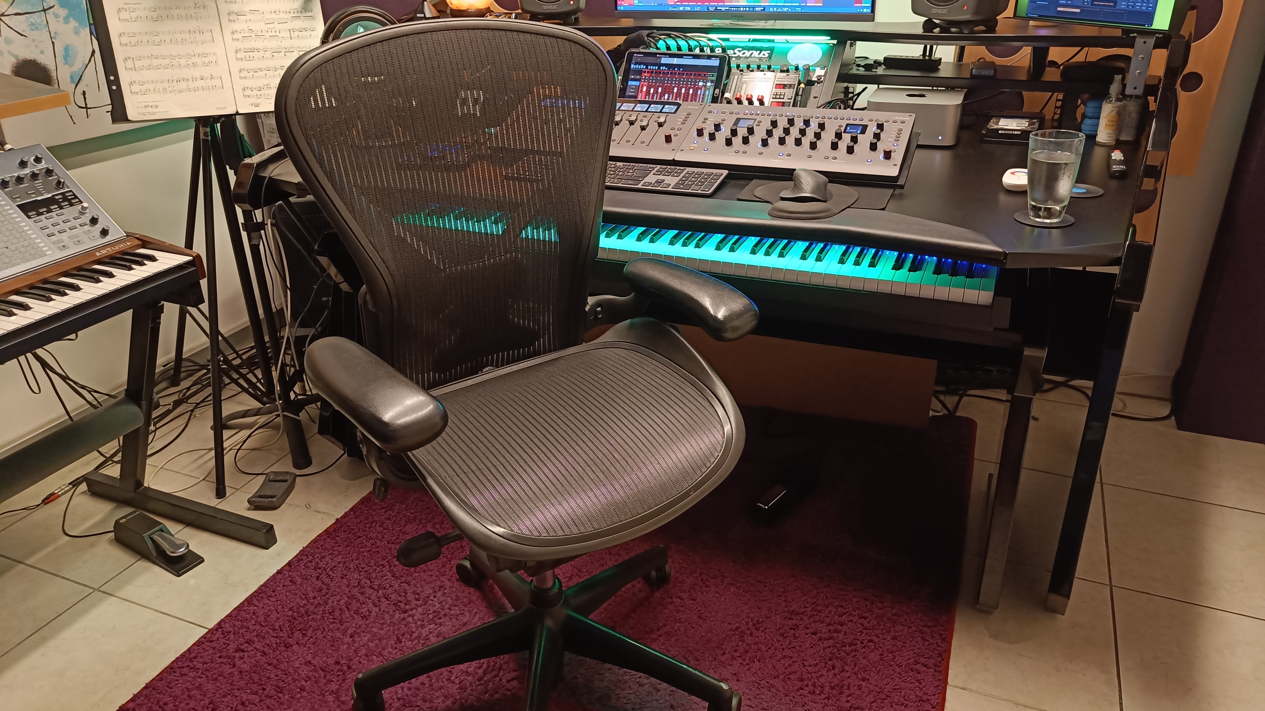 Vends Chaise de studio Herman Miller Aeron (Taille B) - État correct