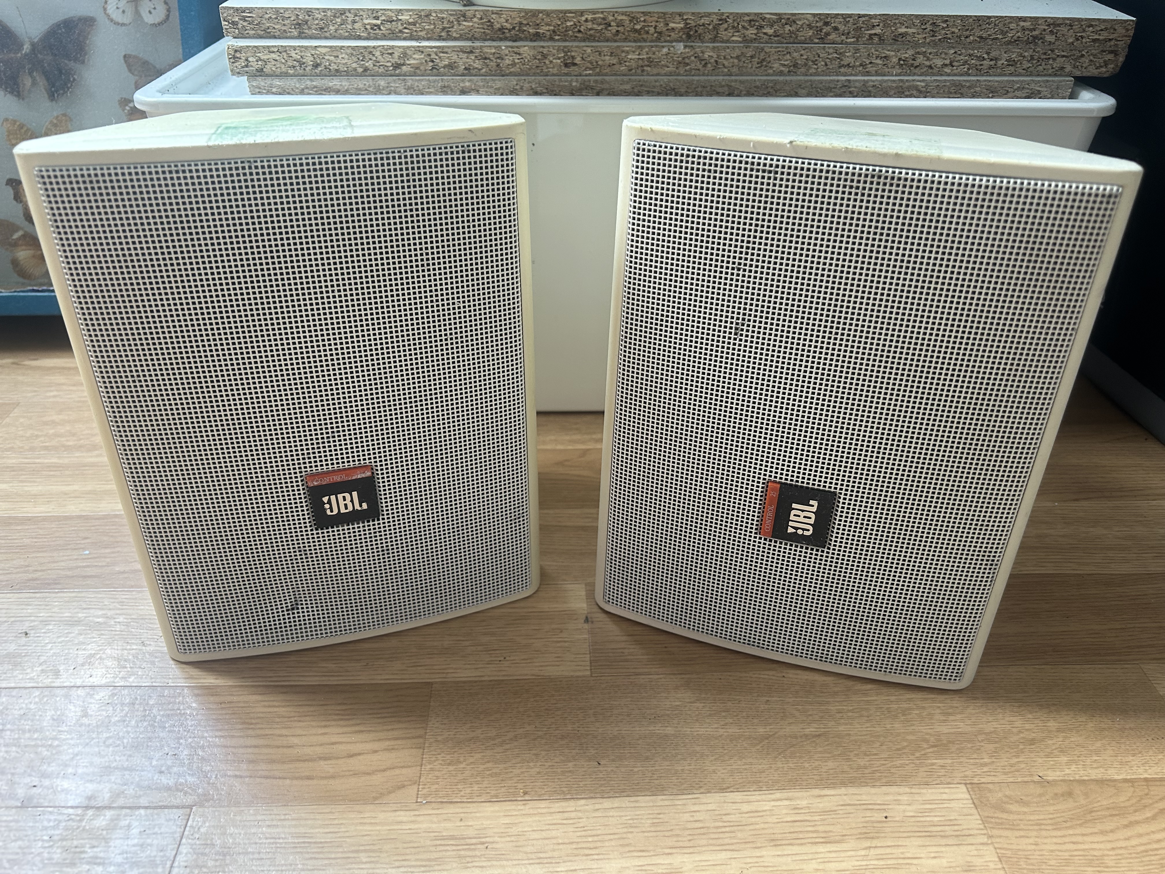 2 enceintes jbl control 25 pro 
