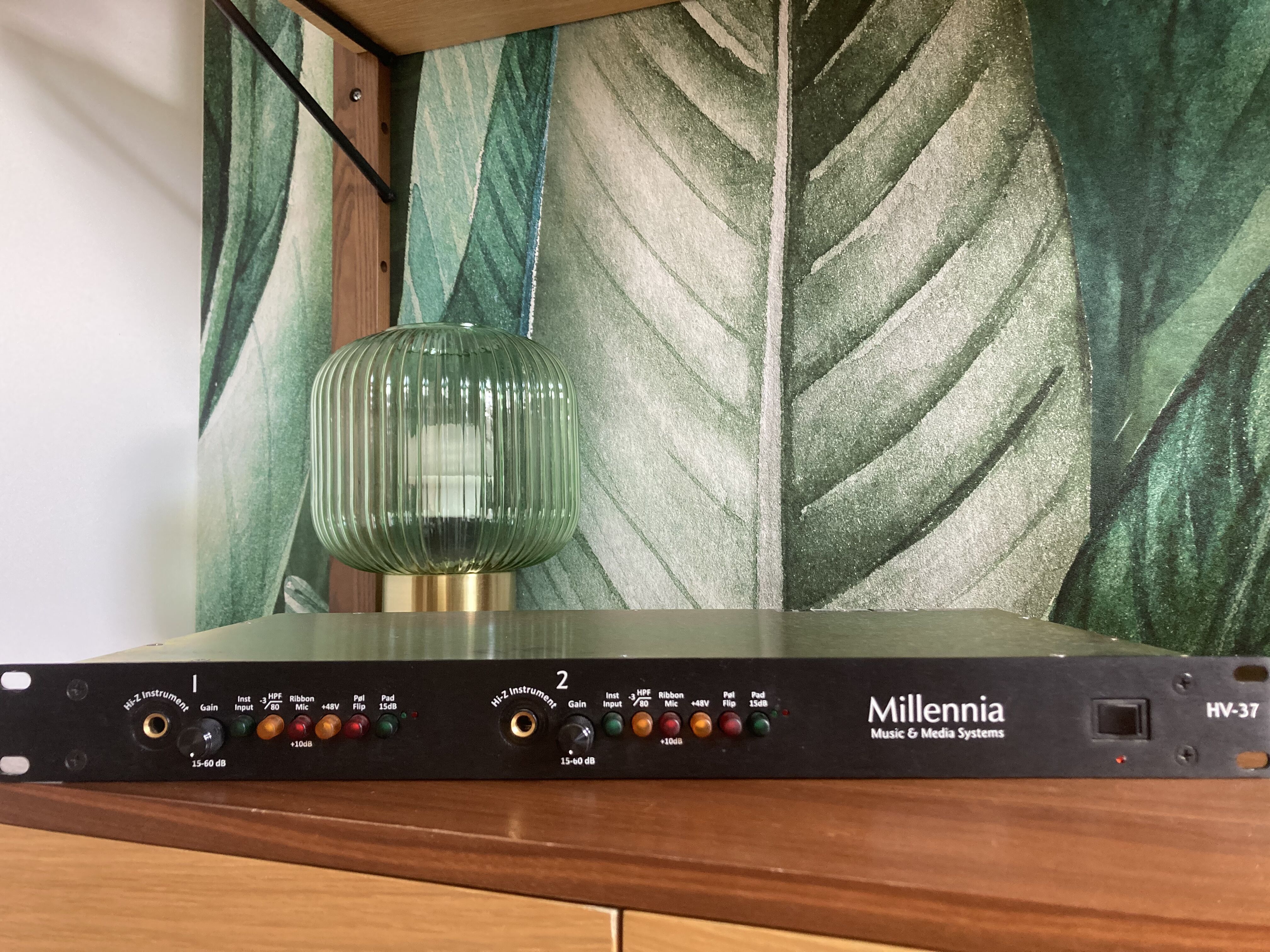 Millennia Media HV-37 - Préampli 2 canaux ultra-transparent - Référence HV-37 - TBE