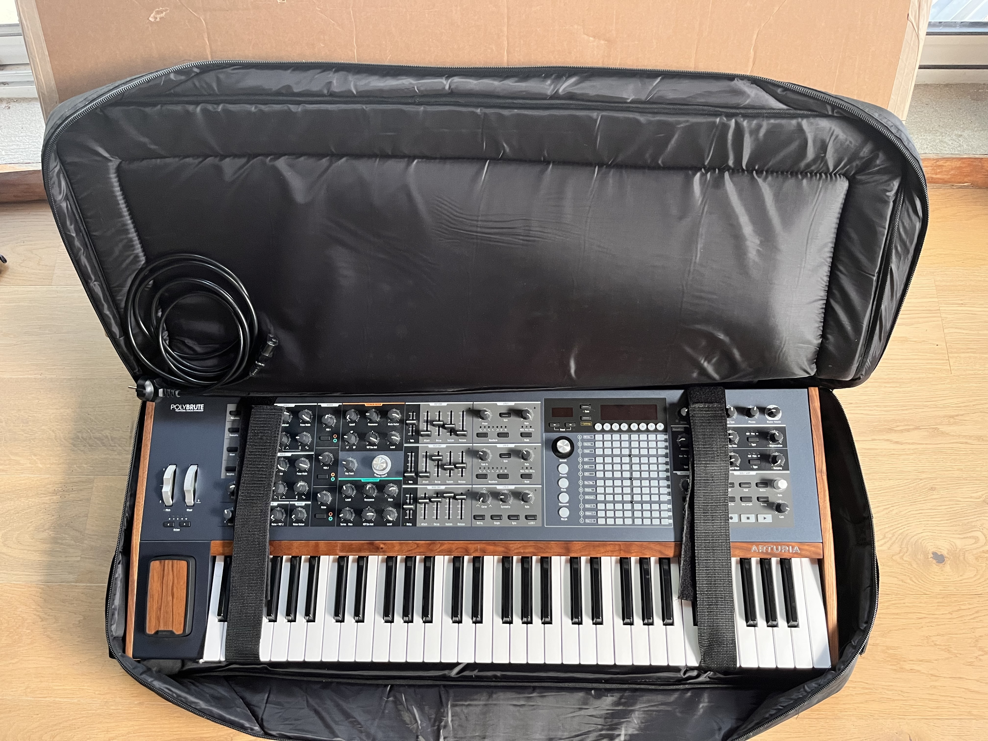 Arturia Polybrute 6 voix