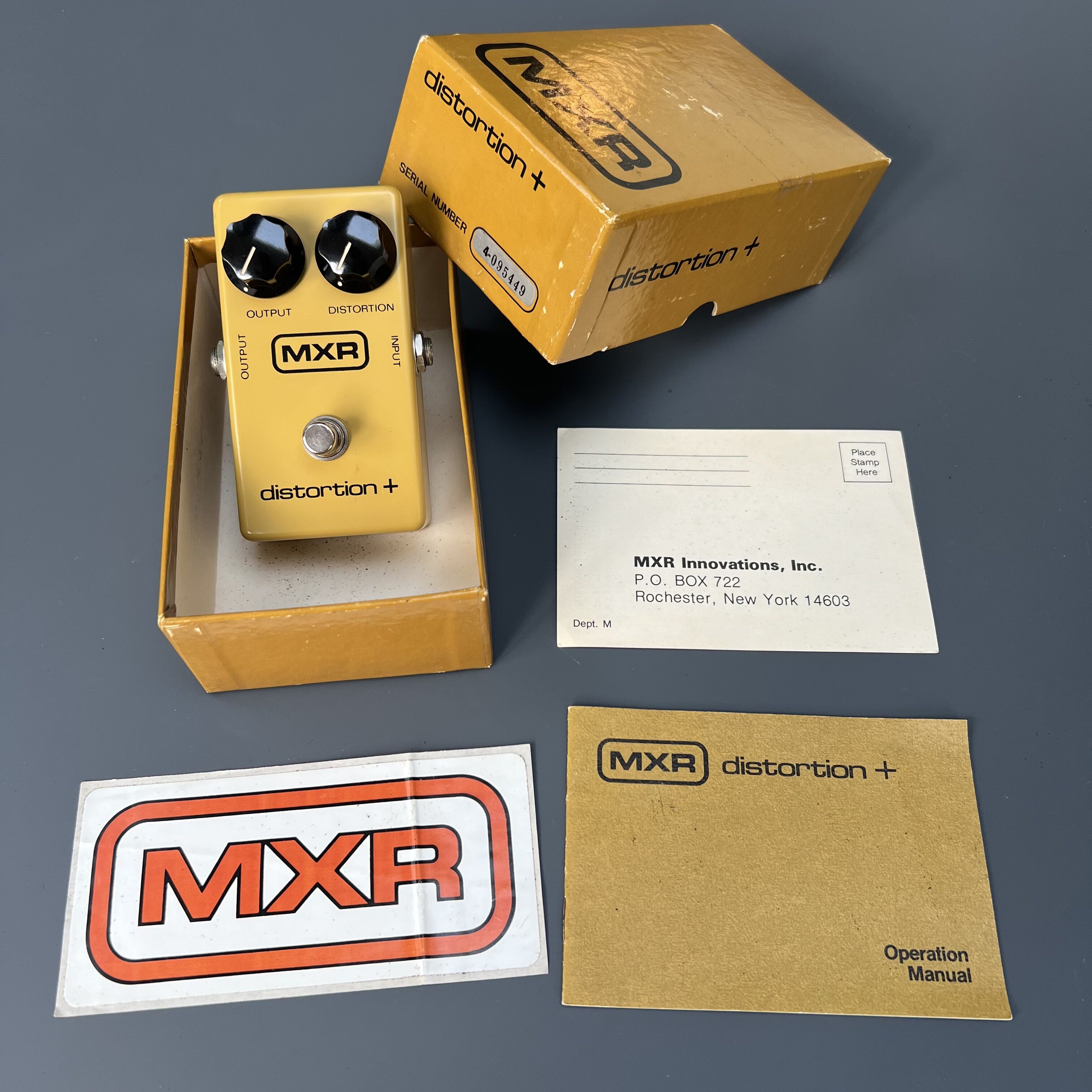 MXR M-104 Block Distortion+ - 1980